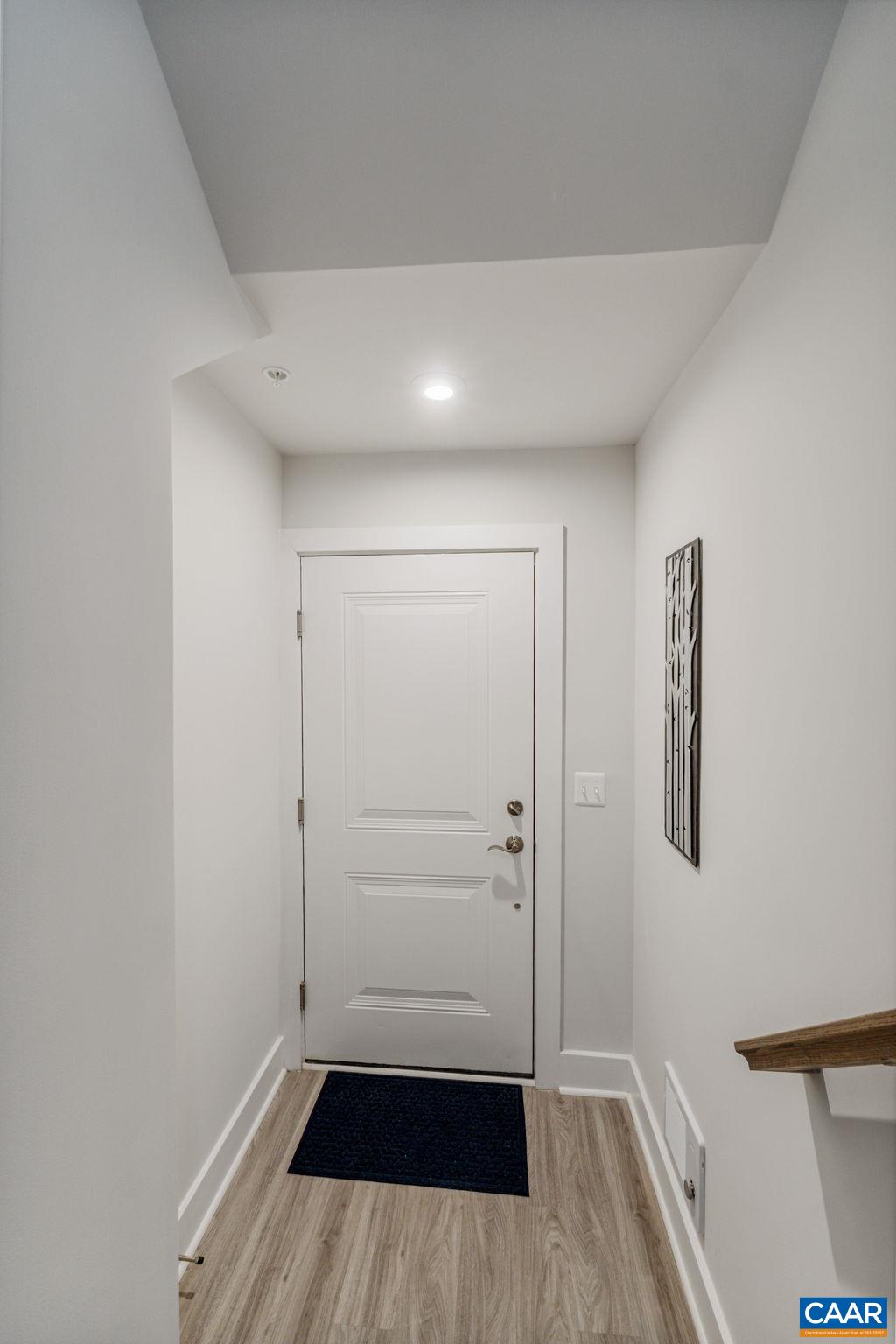 802 WESLEY LN Unit: B