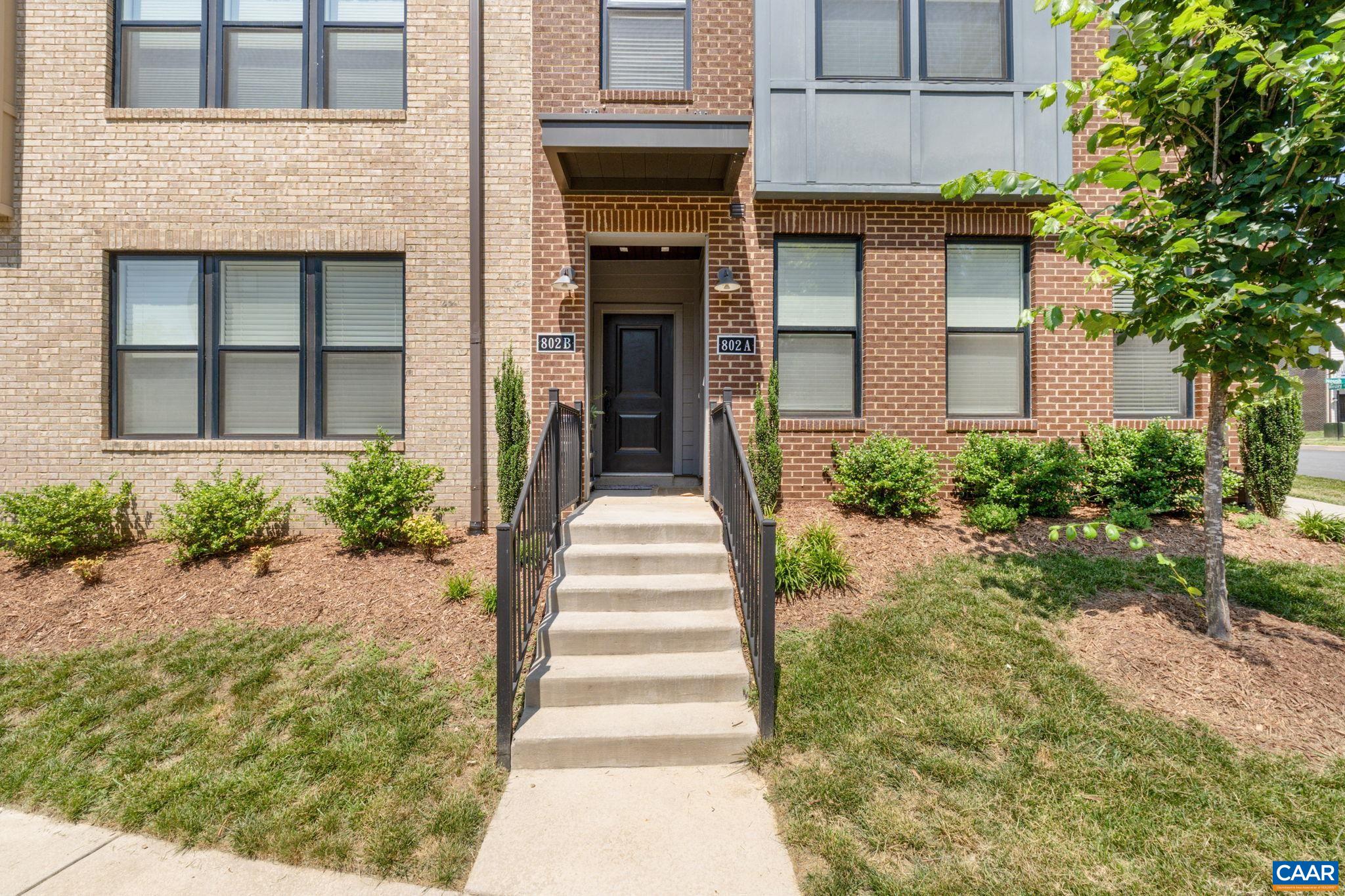802 WESLEY LN Unit: B