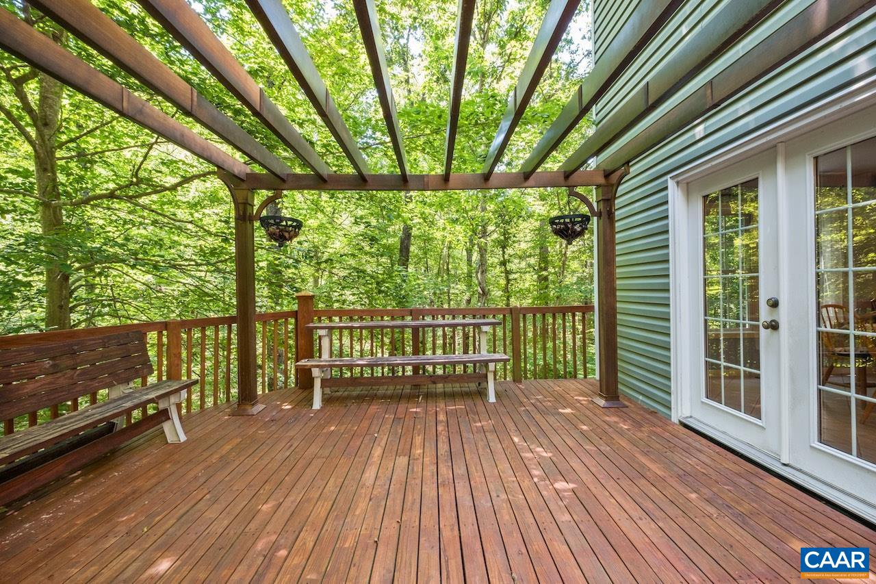 801 FLETCHERS LN