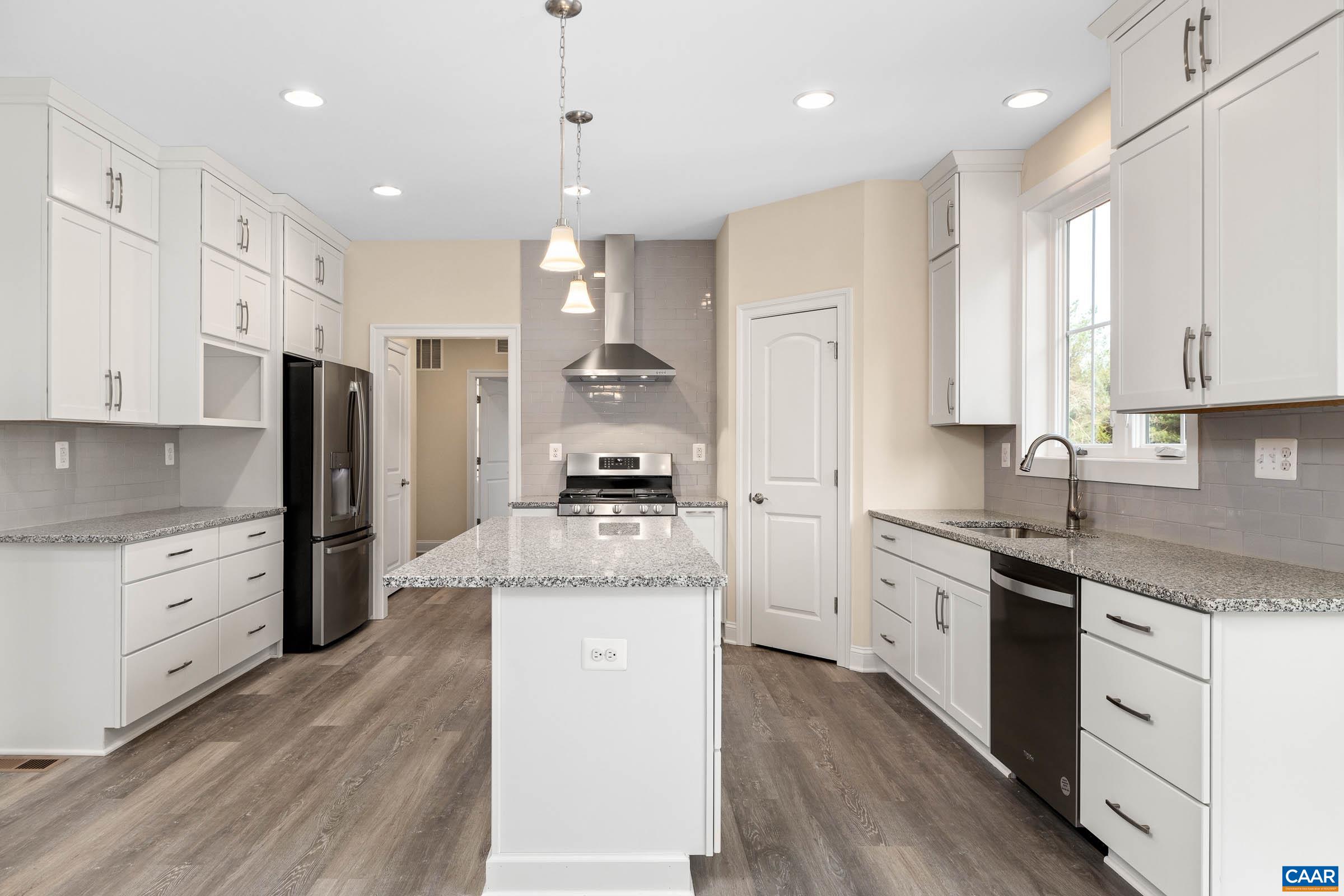 104 TIERNEY LN