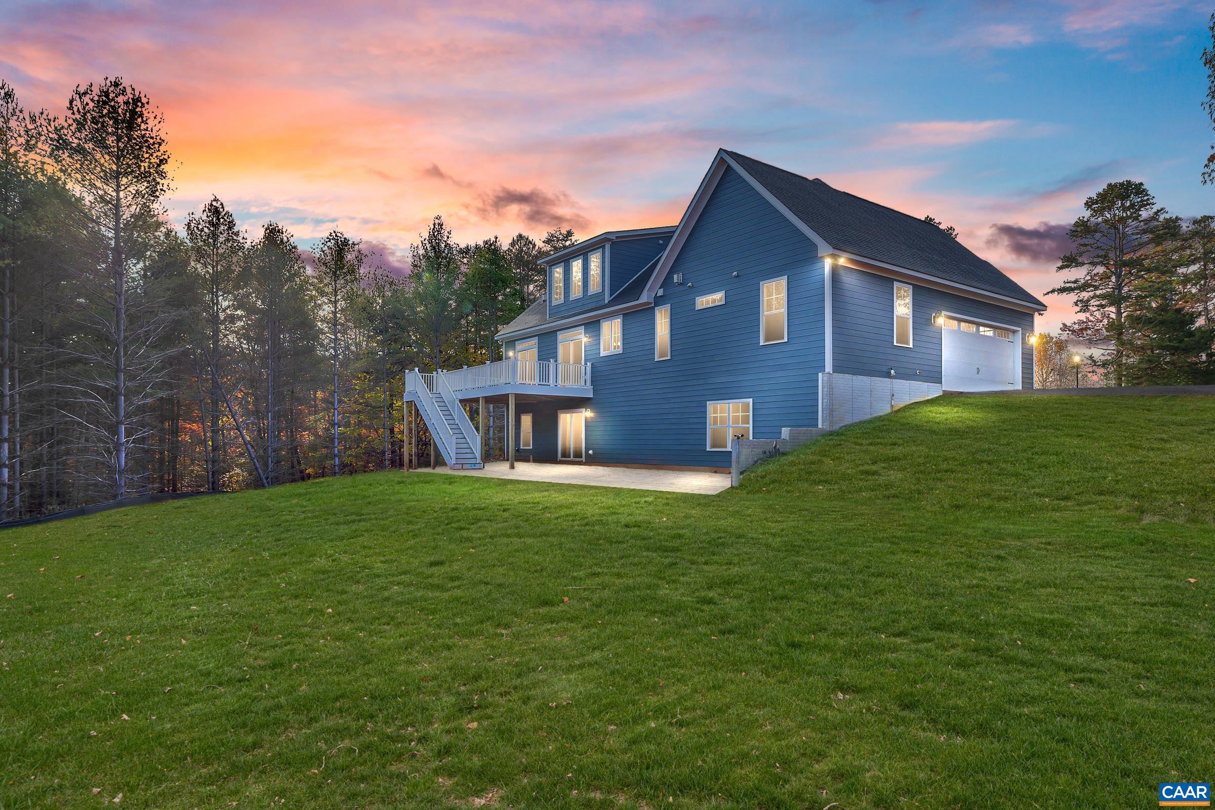 104 TIERNEY LN