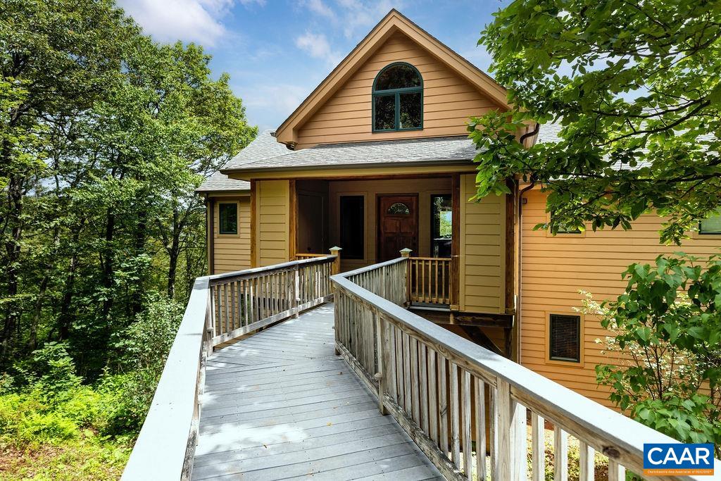 43 KNOB HILL PL