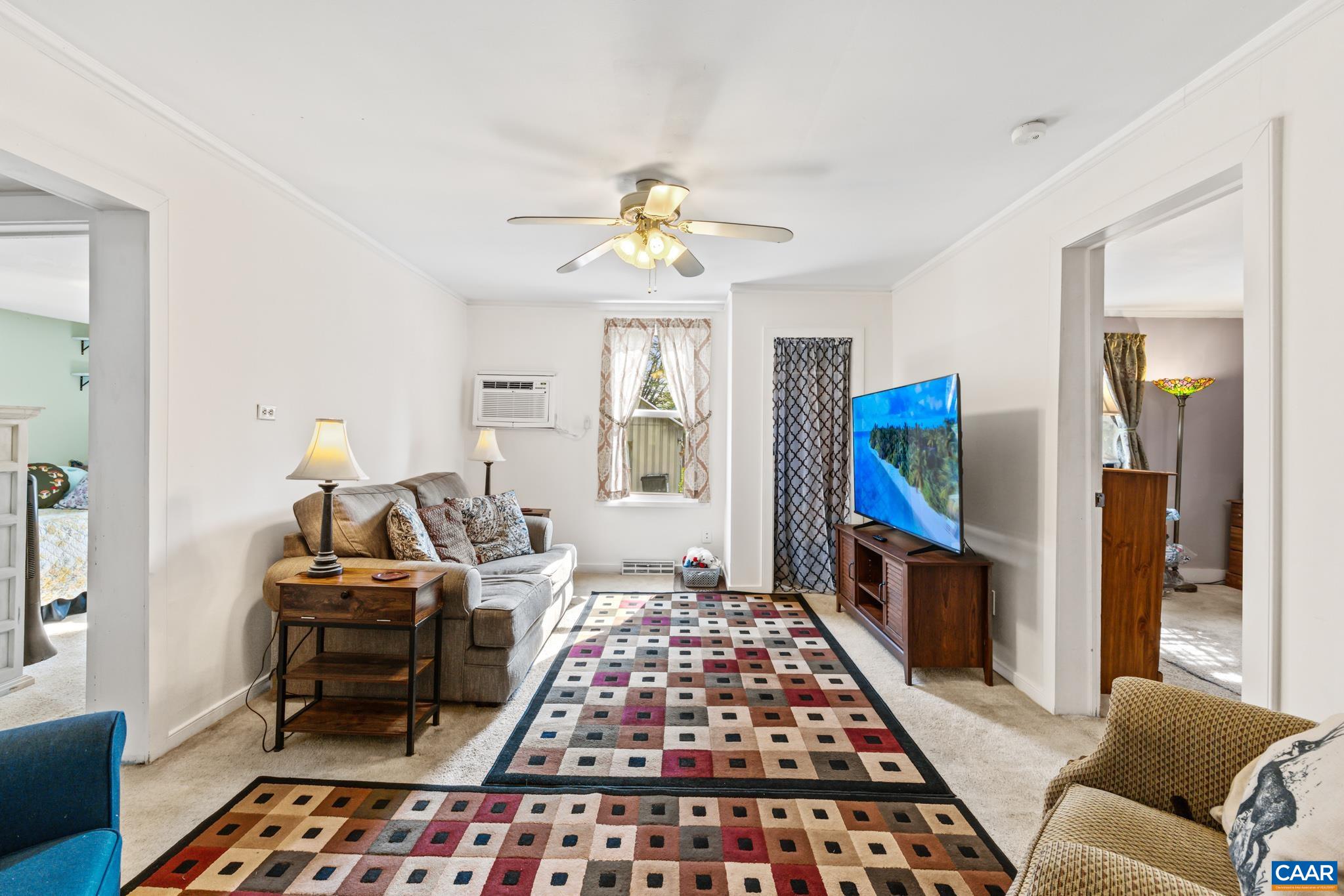 304 MARTIN KINGS RD