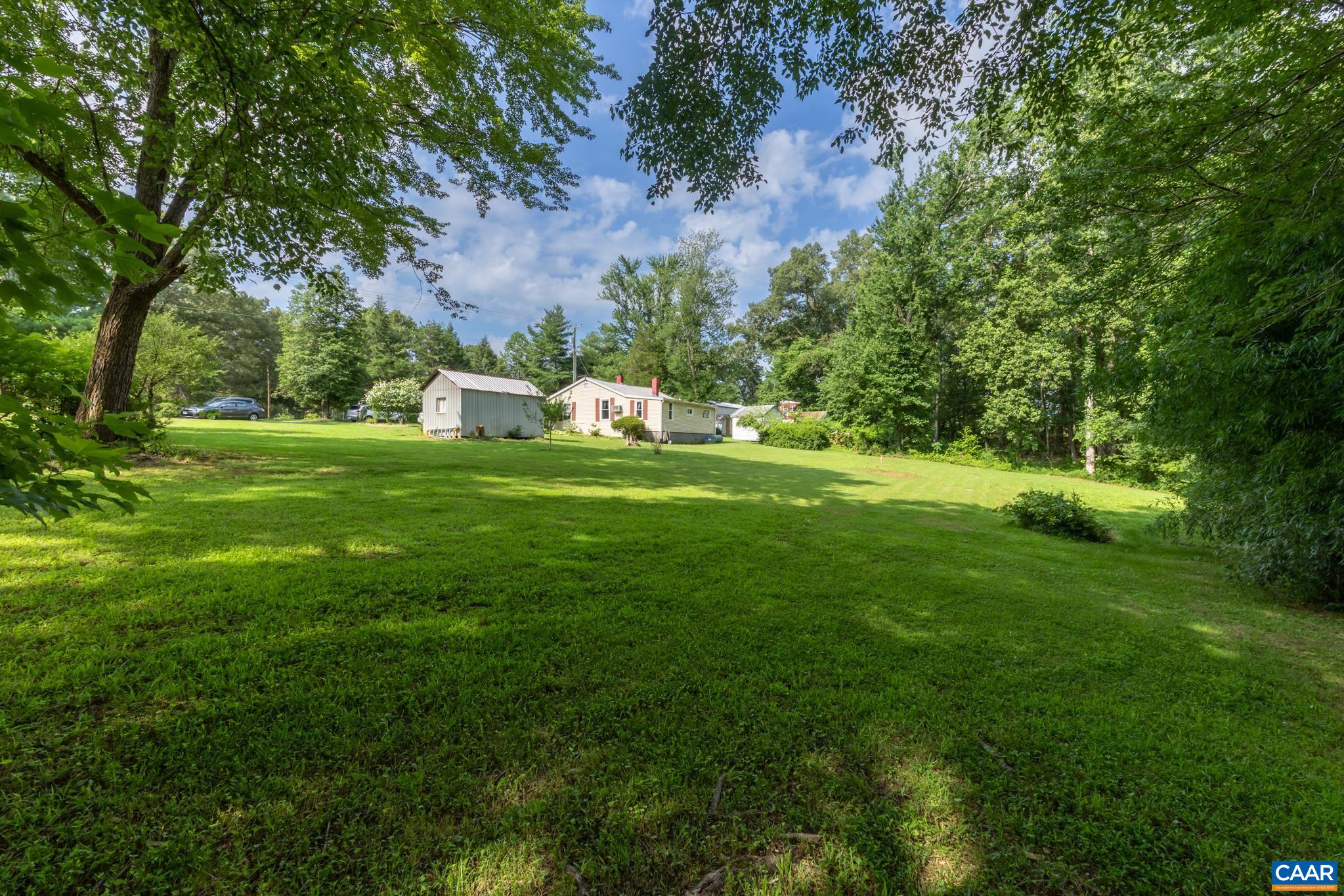 304 MARTIN KINGS RD