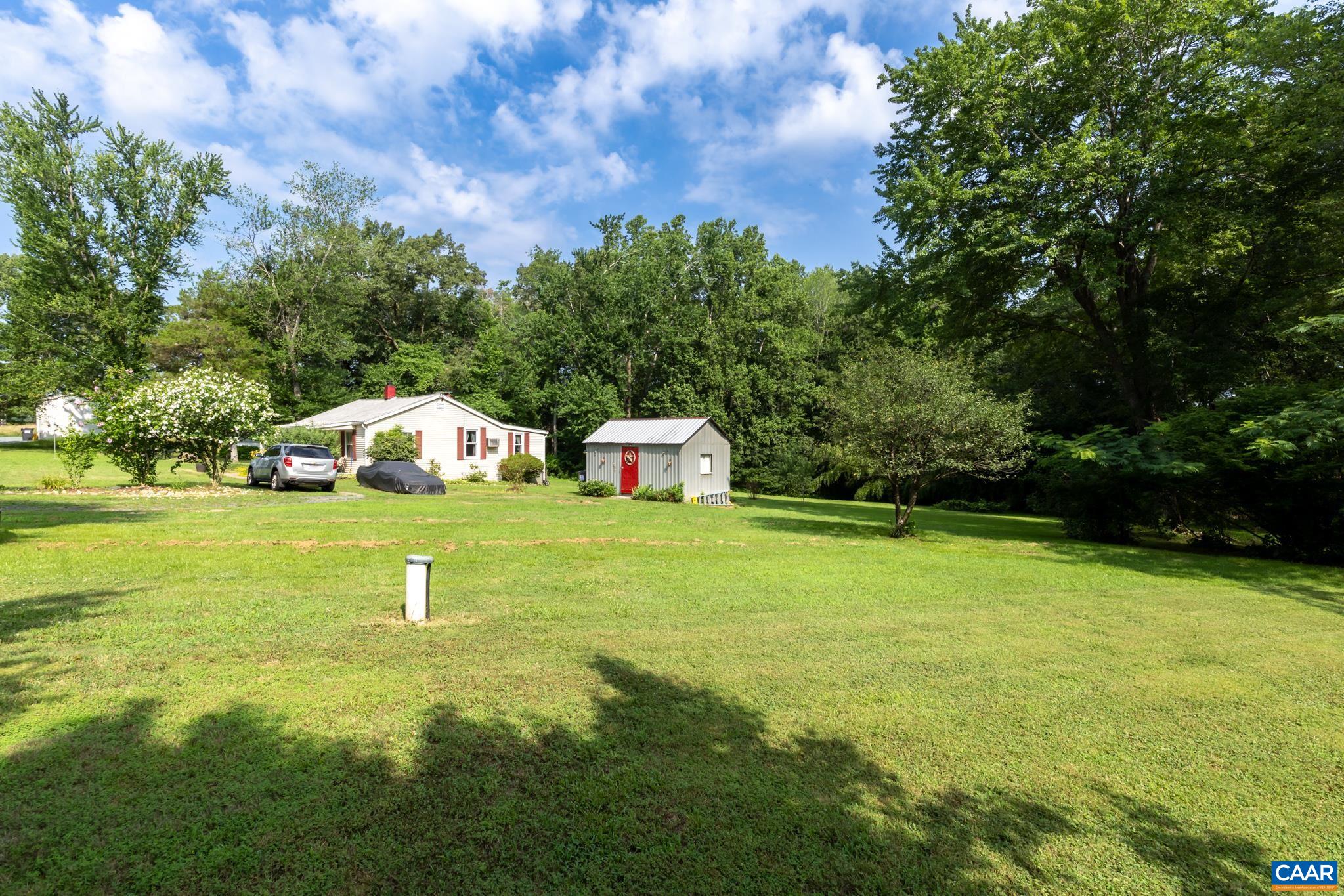 304 MARTIN KINGS RD