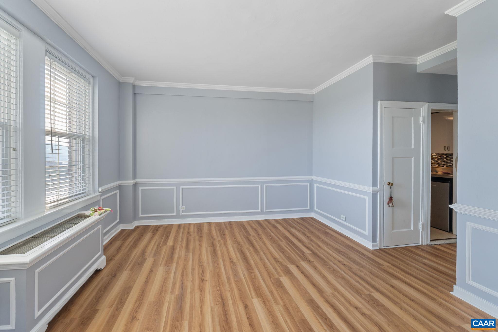 500 COURT SQ Unit: 901