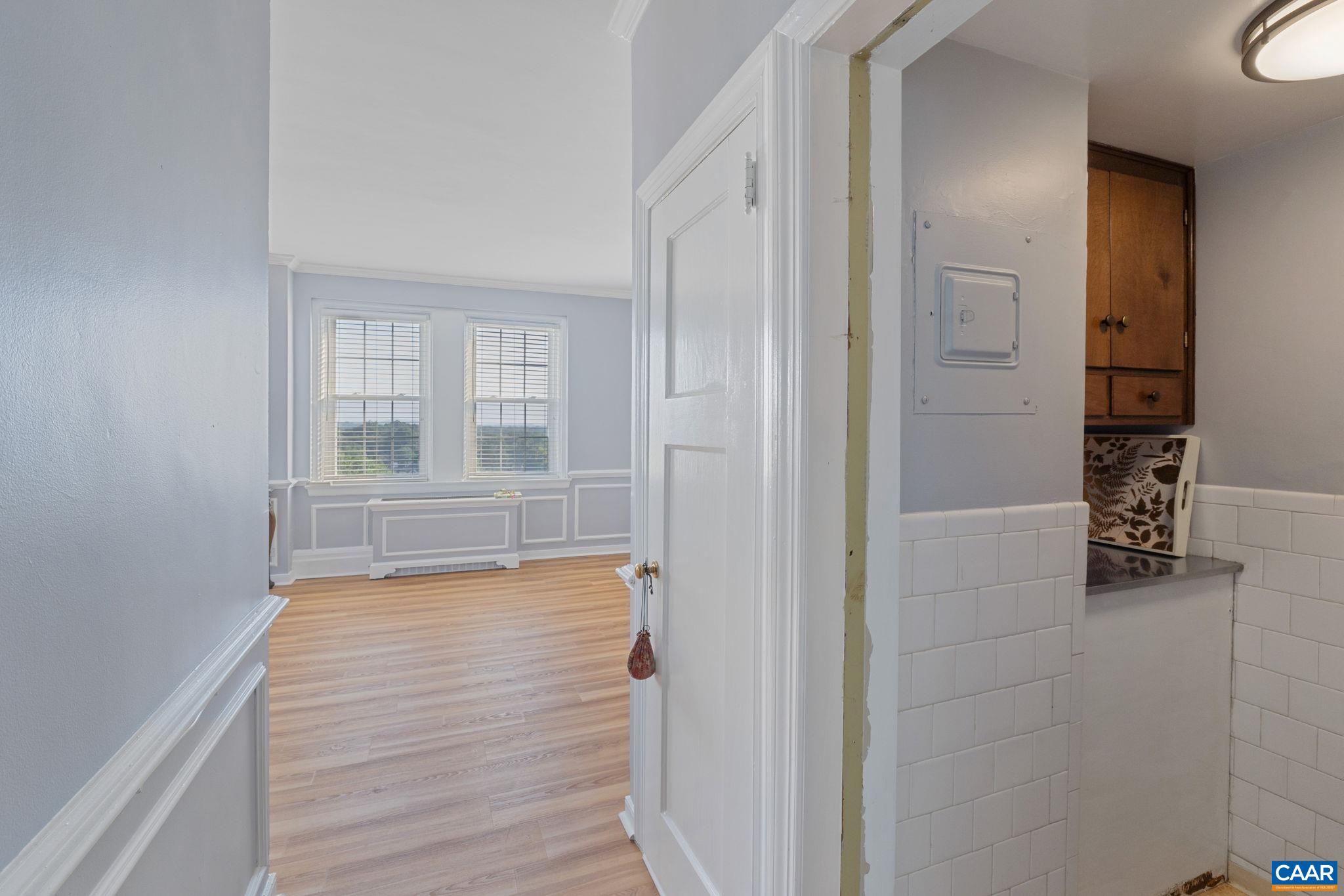 500 COURT SQ Unit: 901