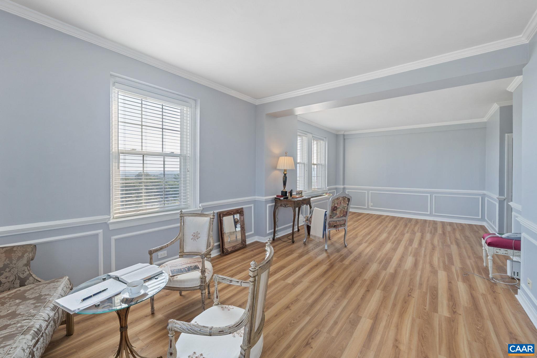 500 COURT SQ Unit: 901