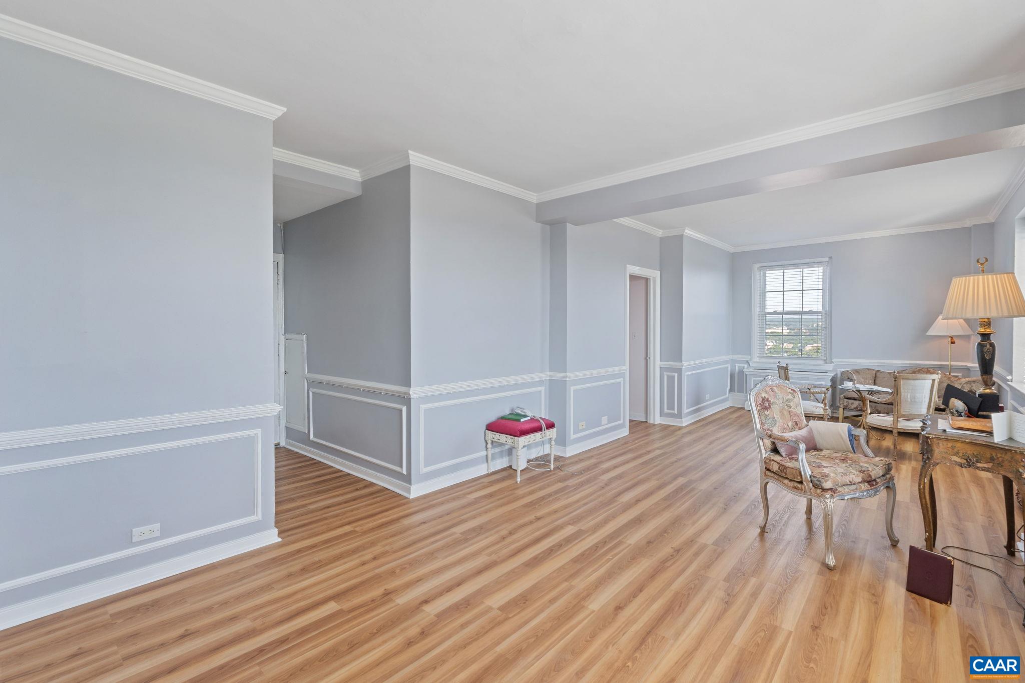 500 COURT SQ Unit: 901