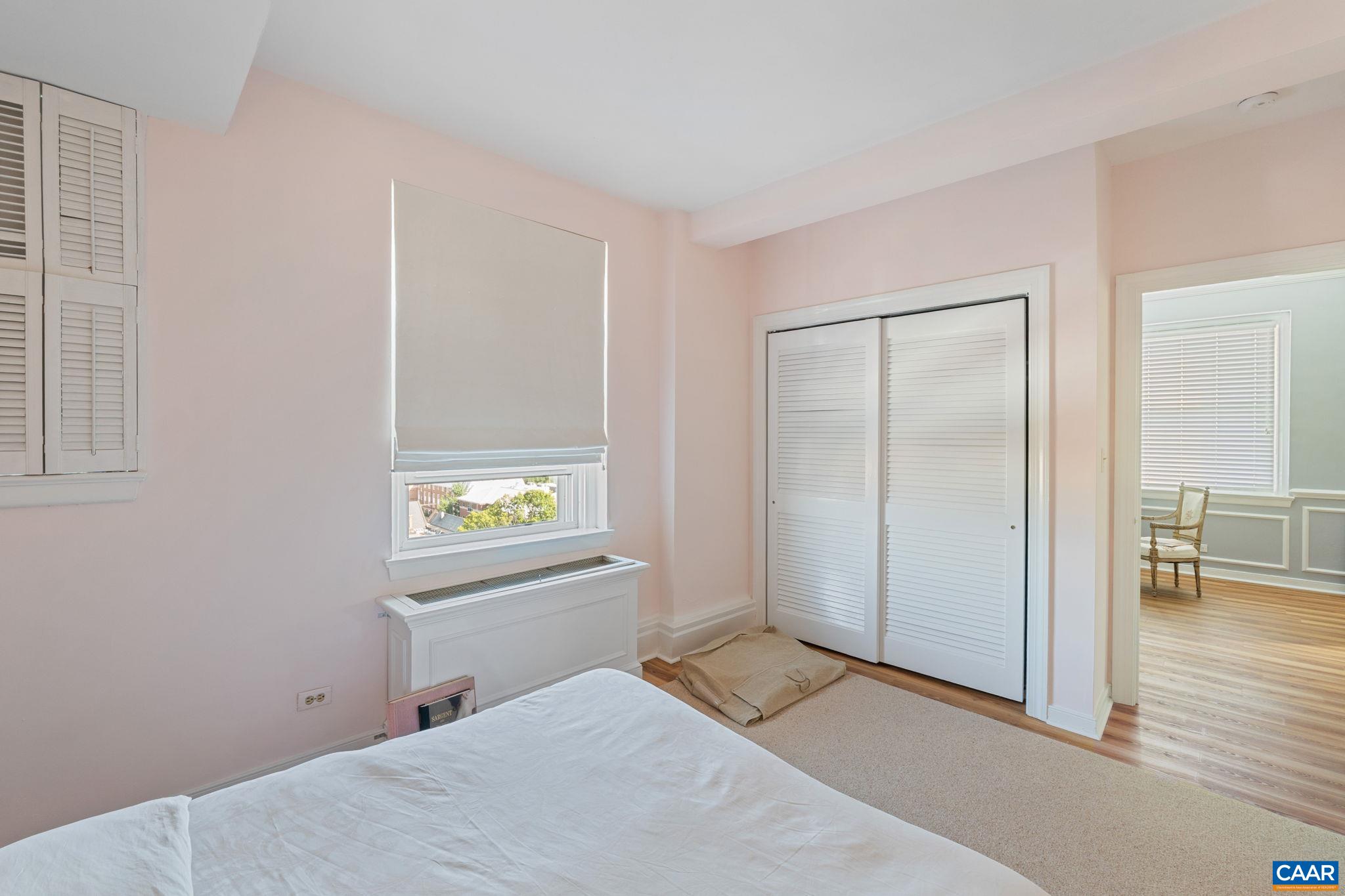 500 COURT SQ Unit: 901