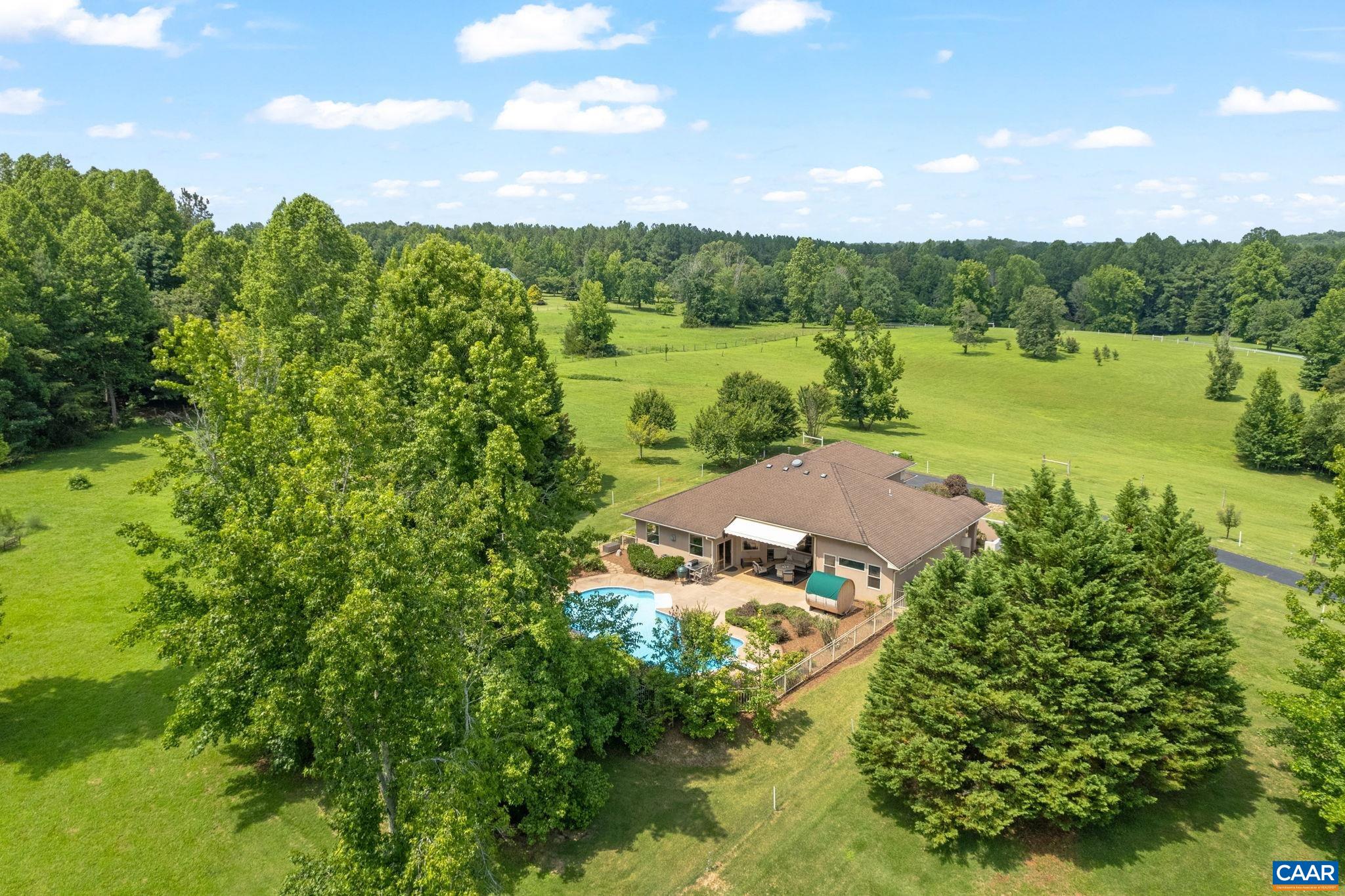 408 KENT LN