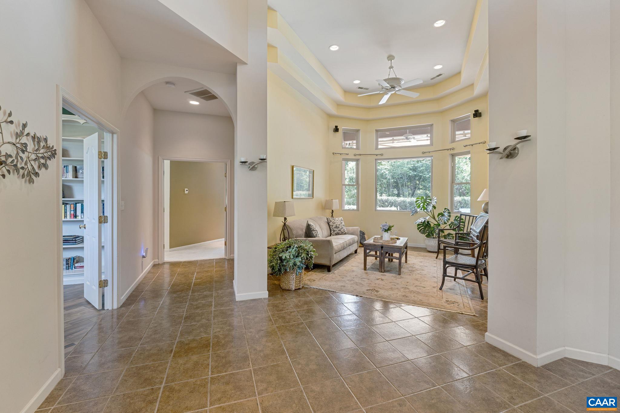 408 KENT LN