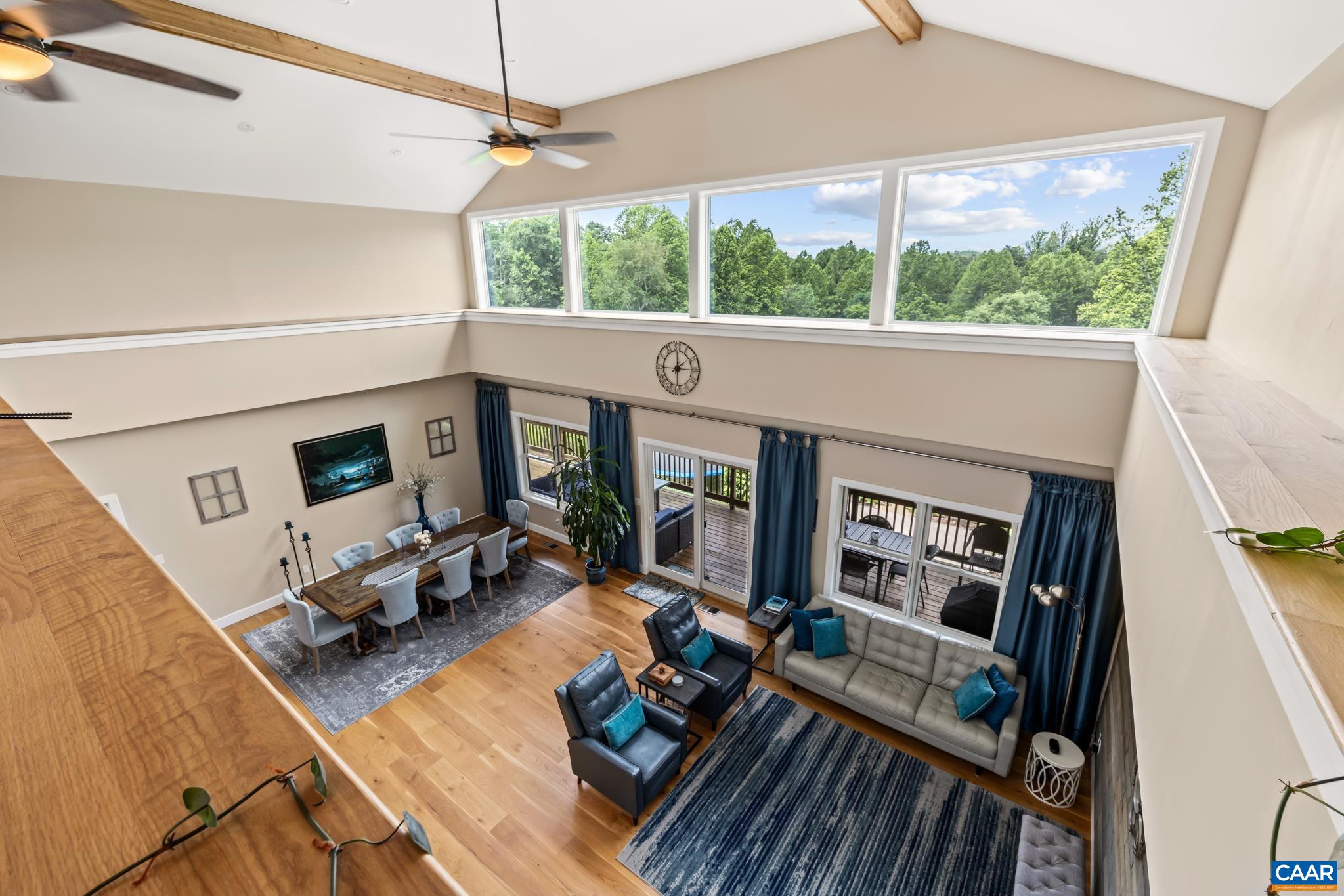 301 SYCAMORE LN
