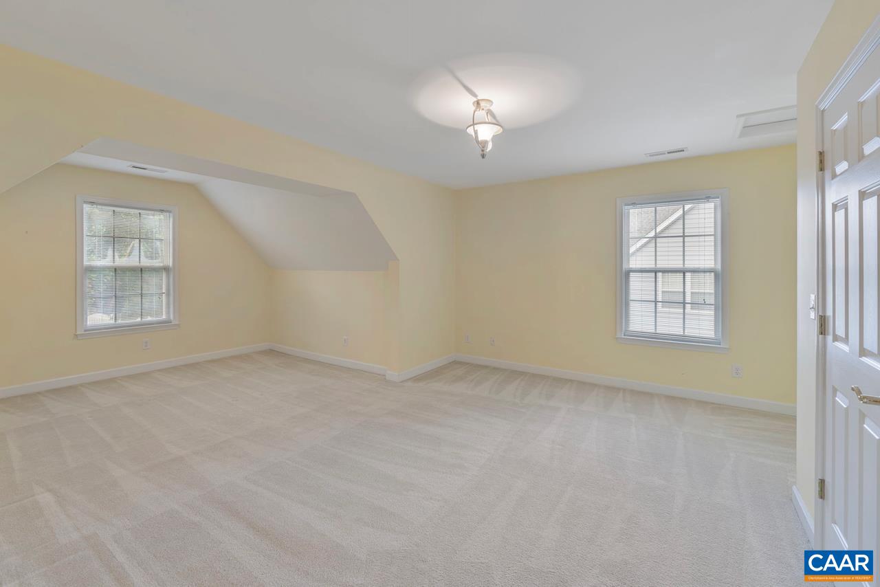 1142 REDFIELDS RD
