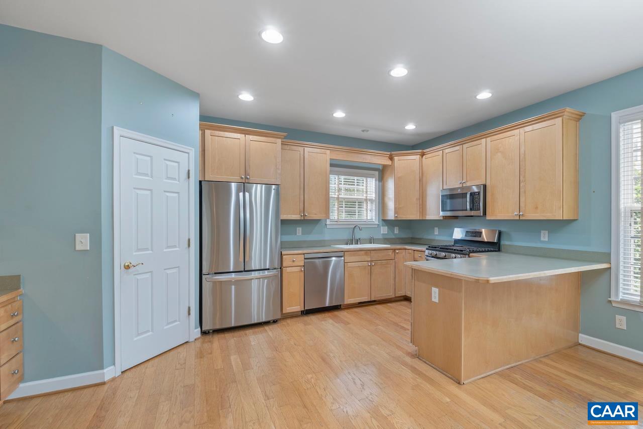 1142 REDFIELDS RD