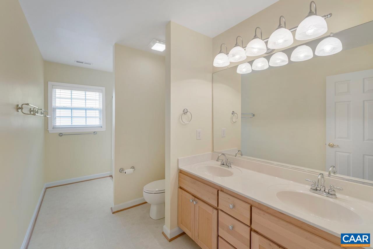 1142 REDFIELDS RD