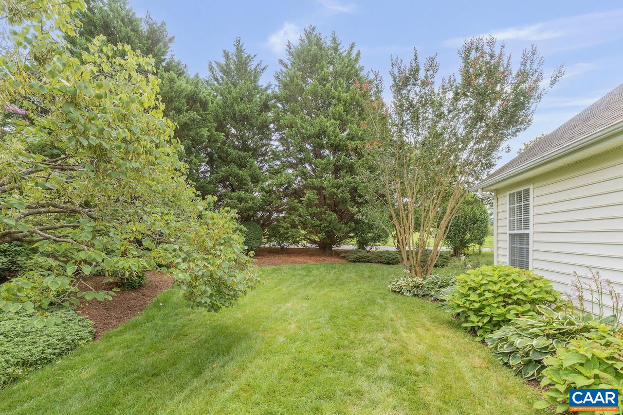 1142 REDFIELDS RD