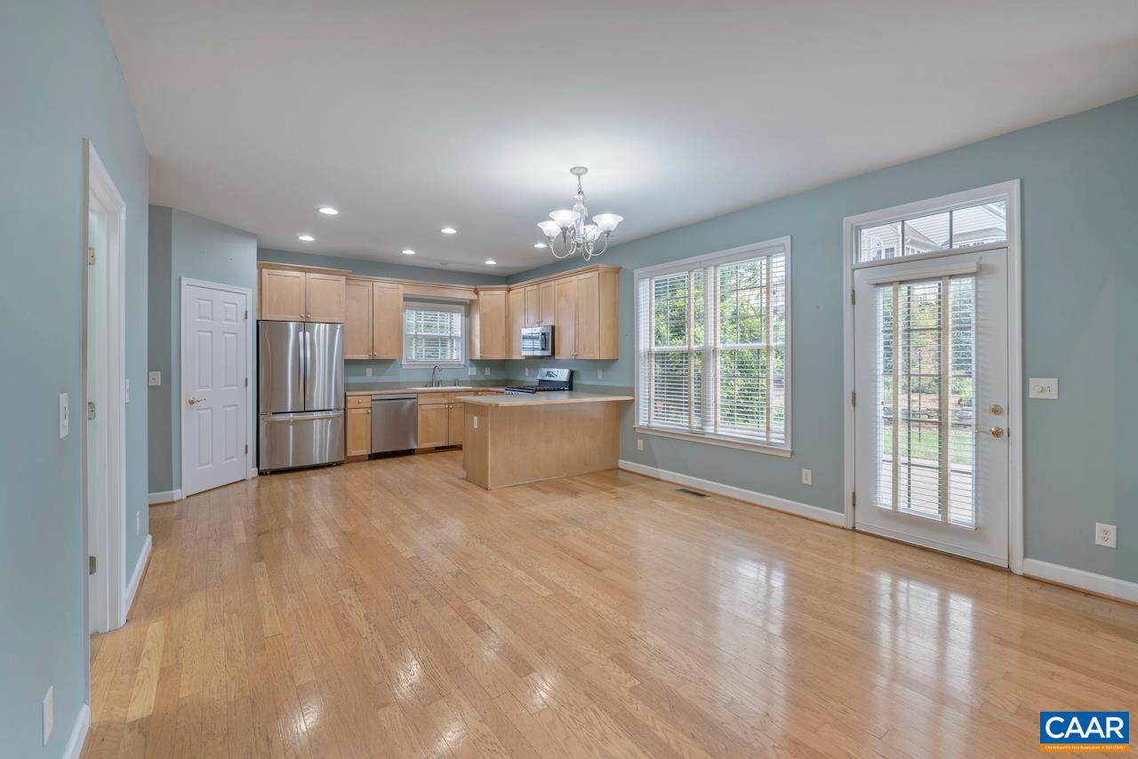 1142 REDFIELDS RD