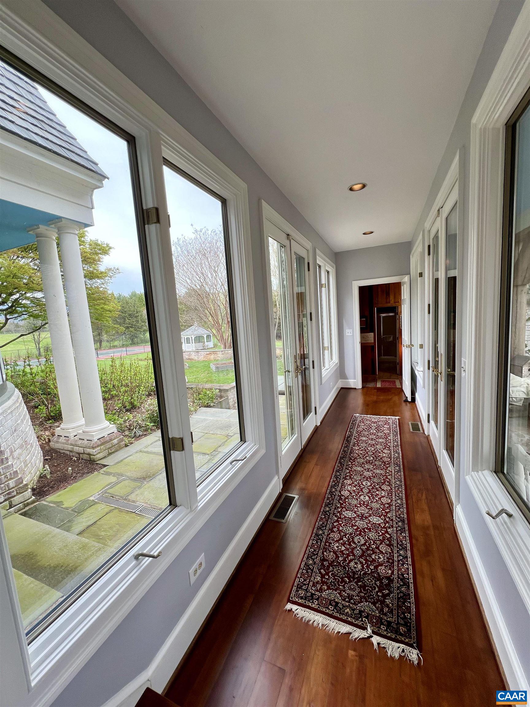 4749 WESLEY CHAPEL RD