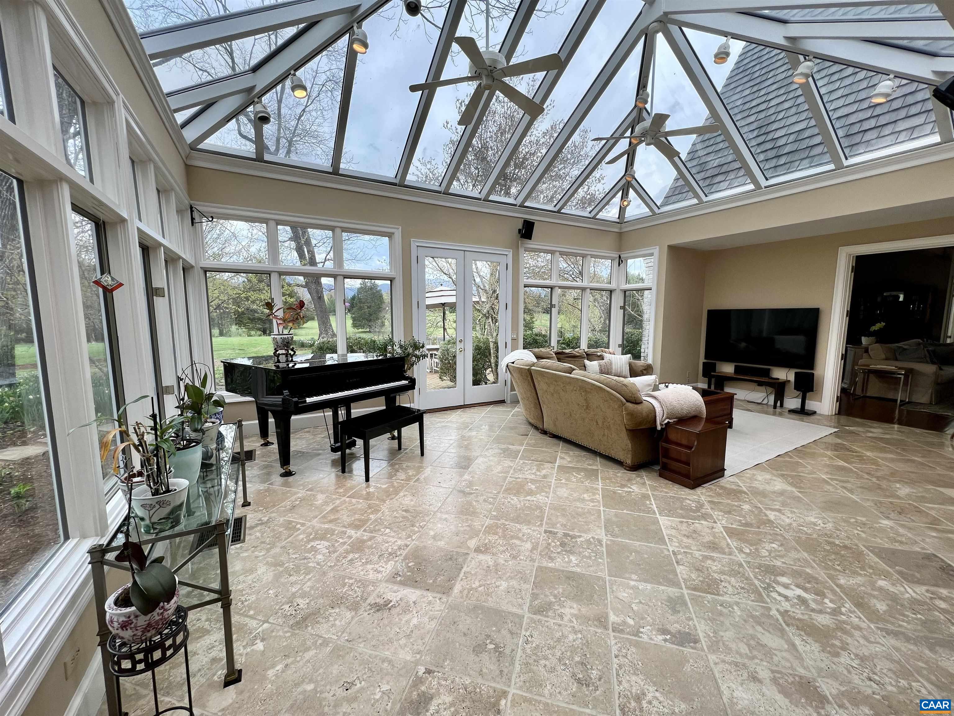 4749 WESLEY CHAPEL RD