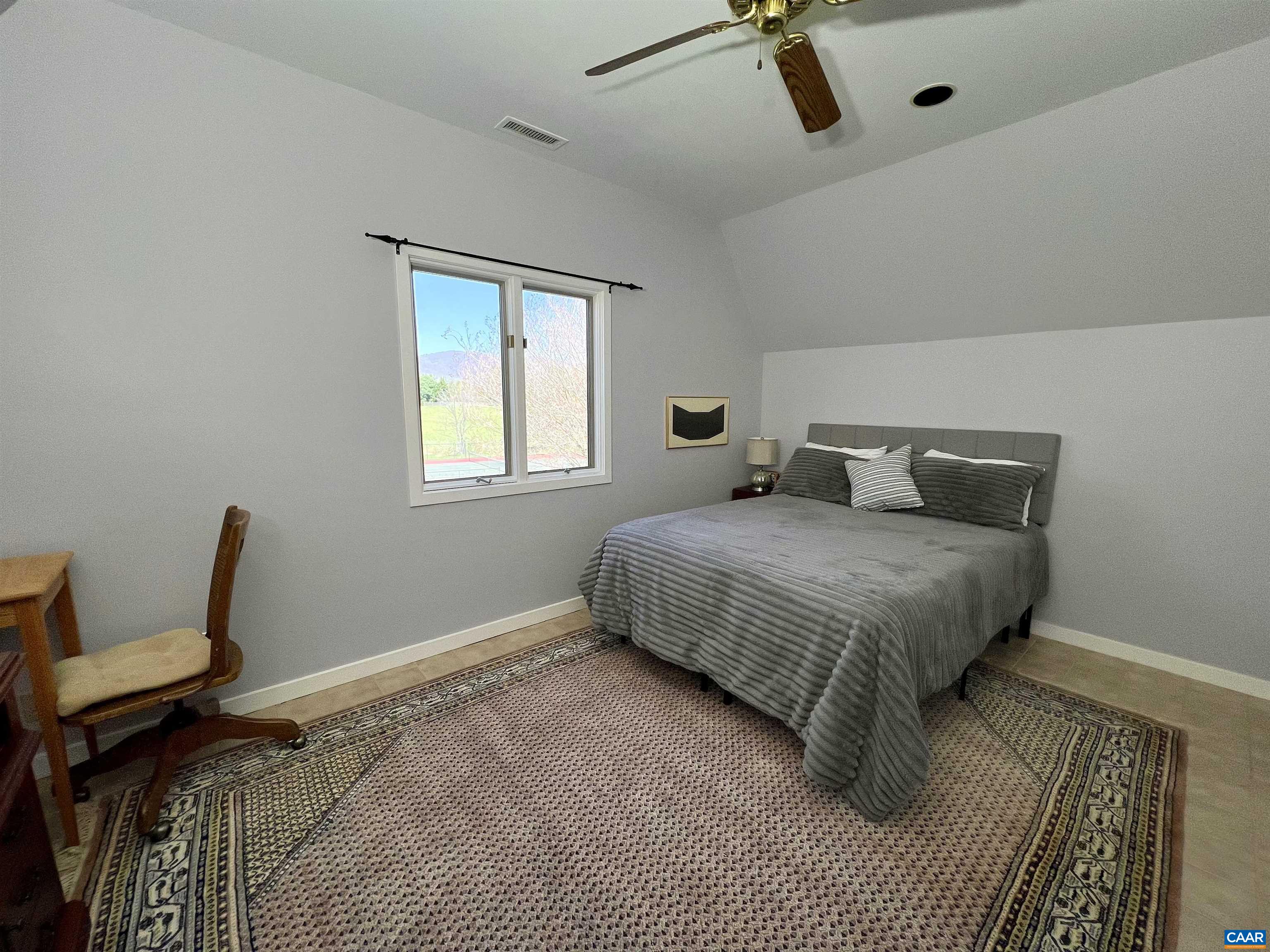 4749 WESLEY CHAPEL RD