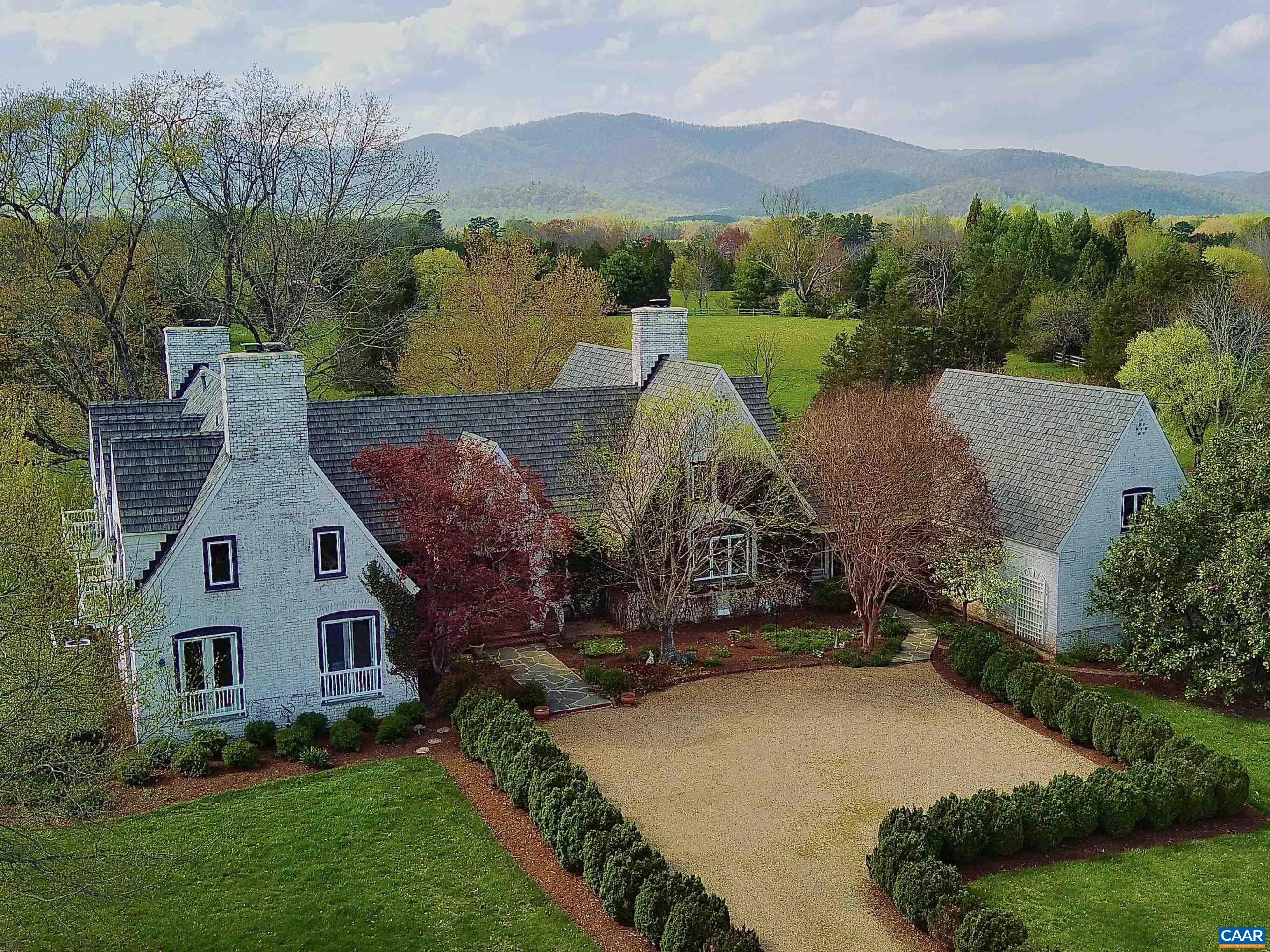 4749 WESLEY CHAPEL RD