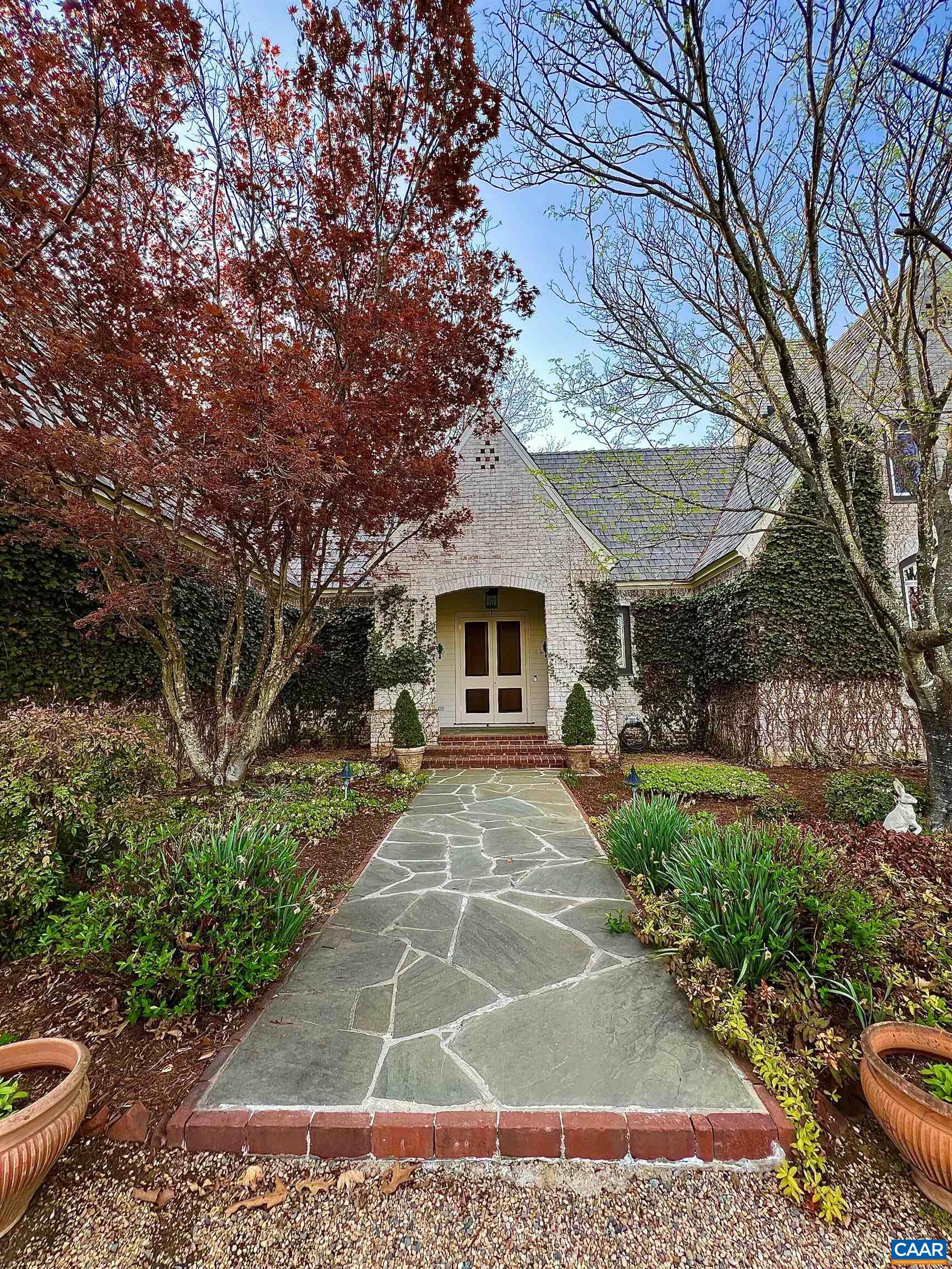 4749 WESLEY CHAPEL RD