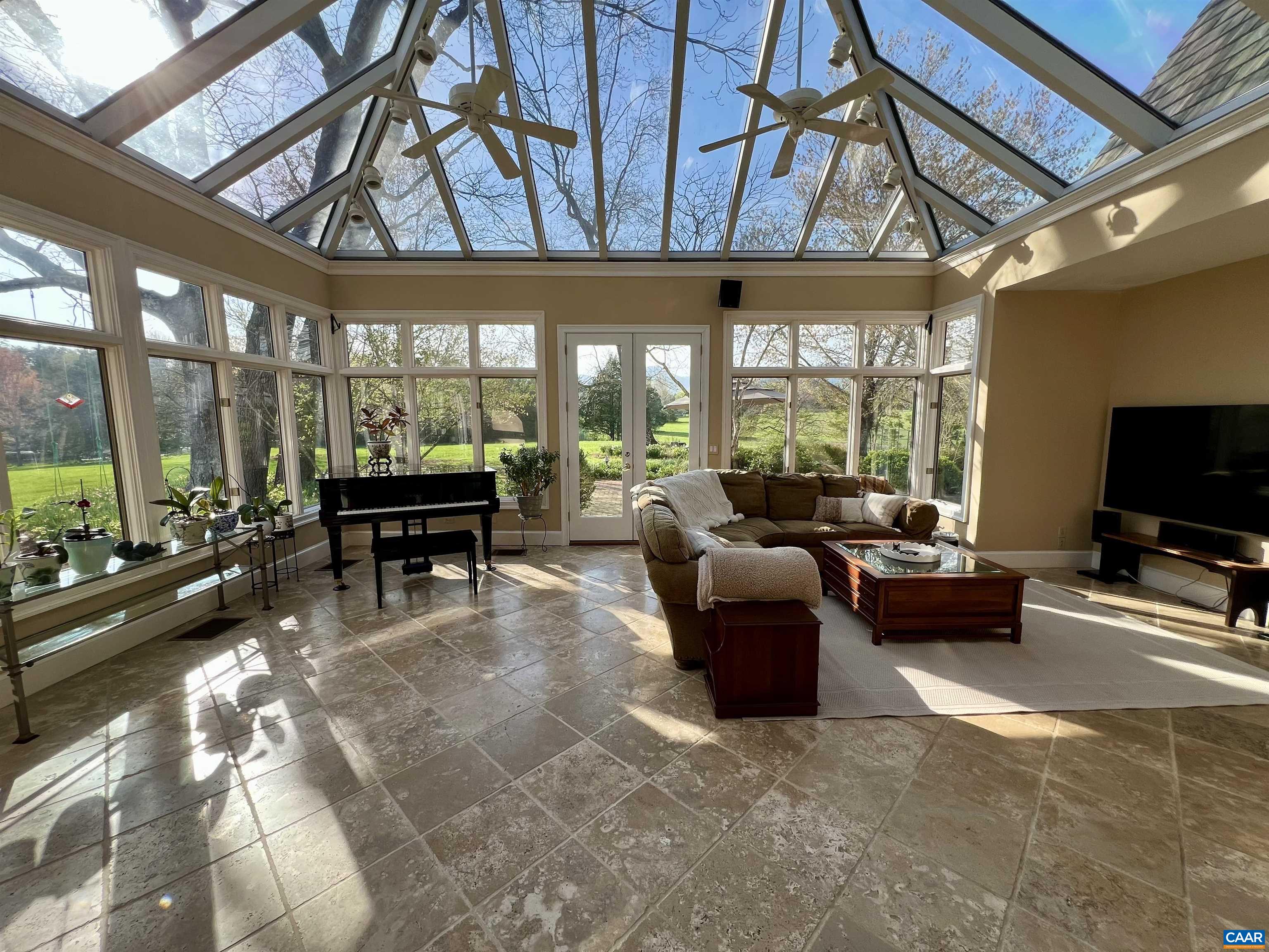 4749 WESLEY CHAPEL RD