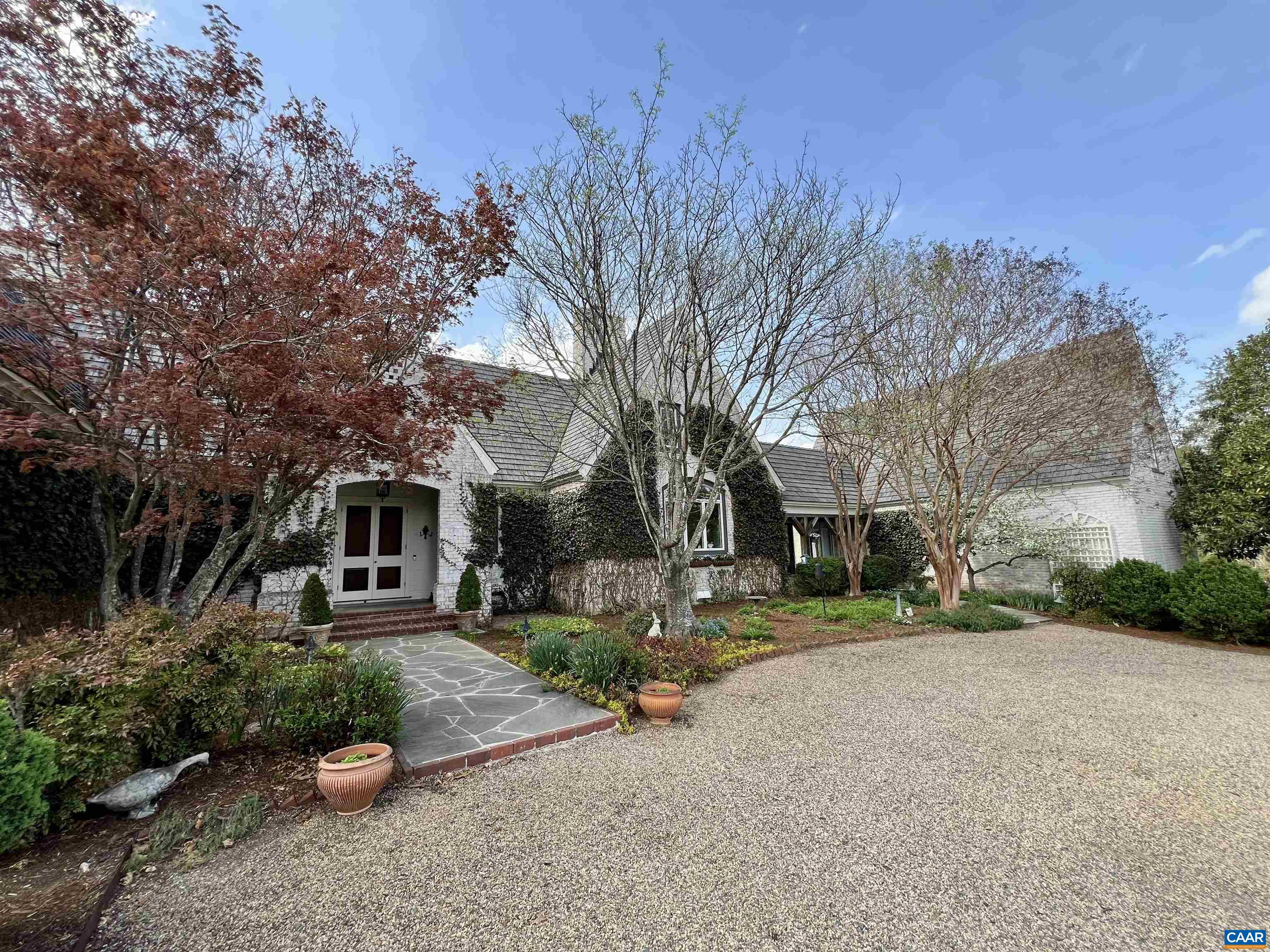 4749 WESLEY CHAPEL RD