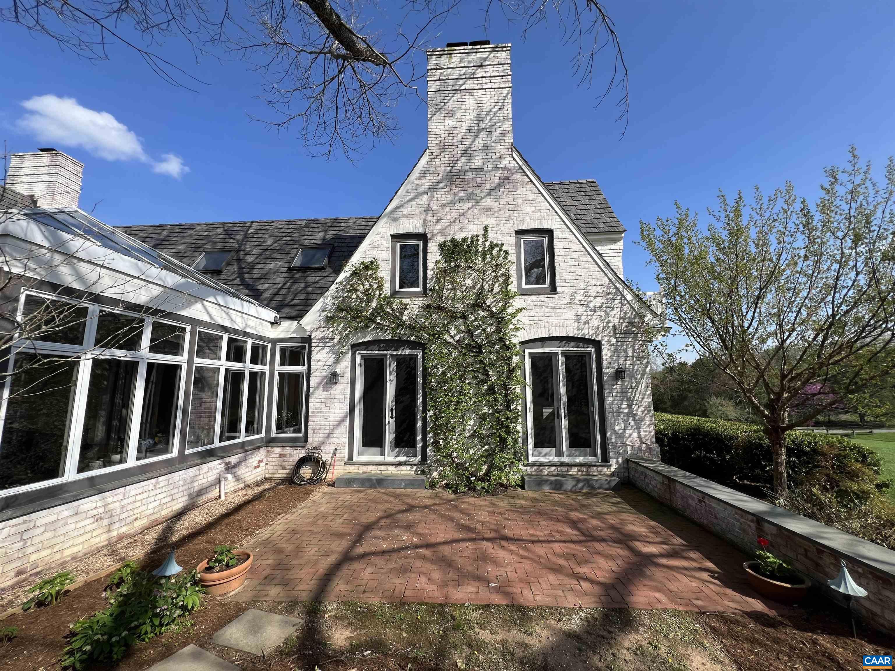 4749 WESLEY CHAPEL RD