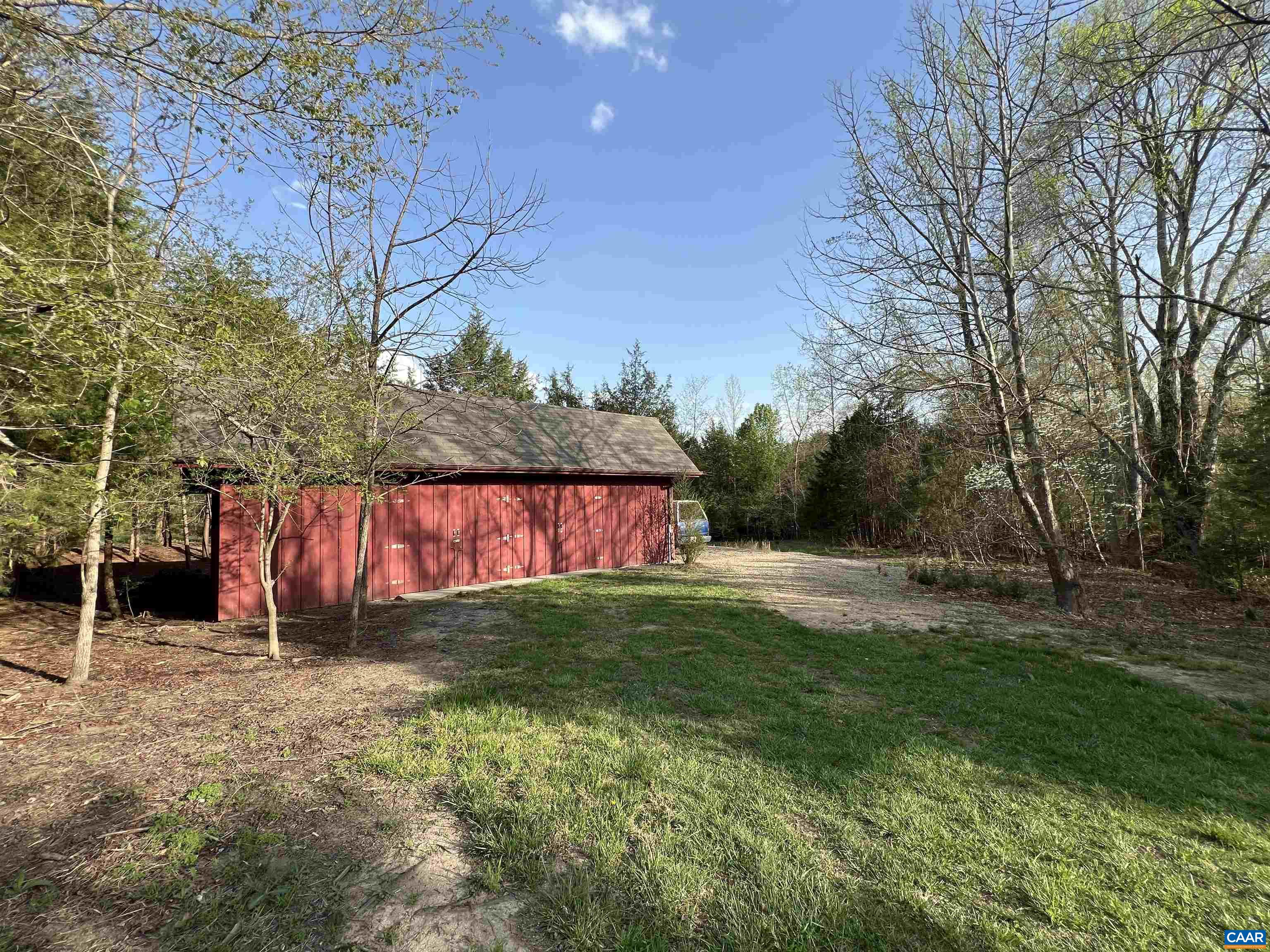 4749 WESLEY CHAPEL RD