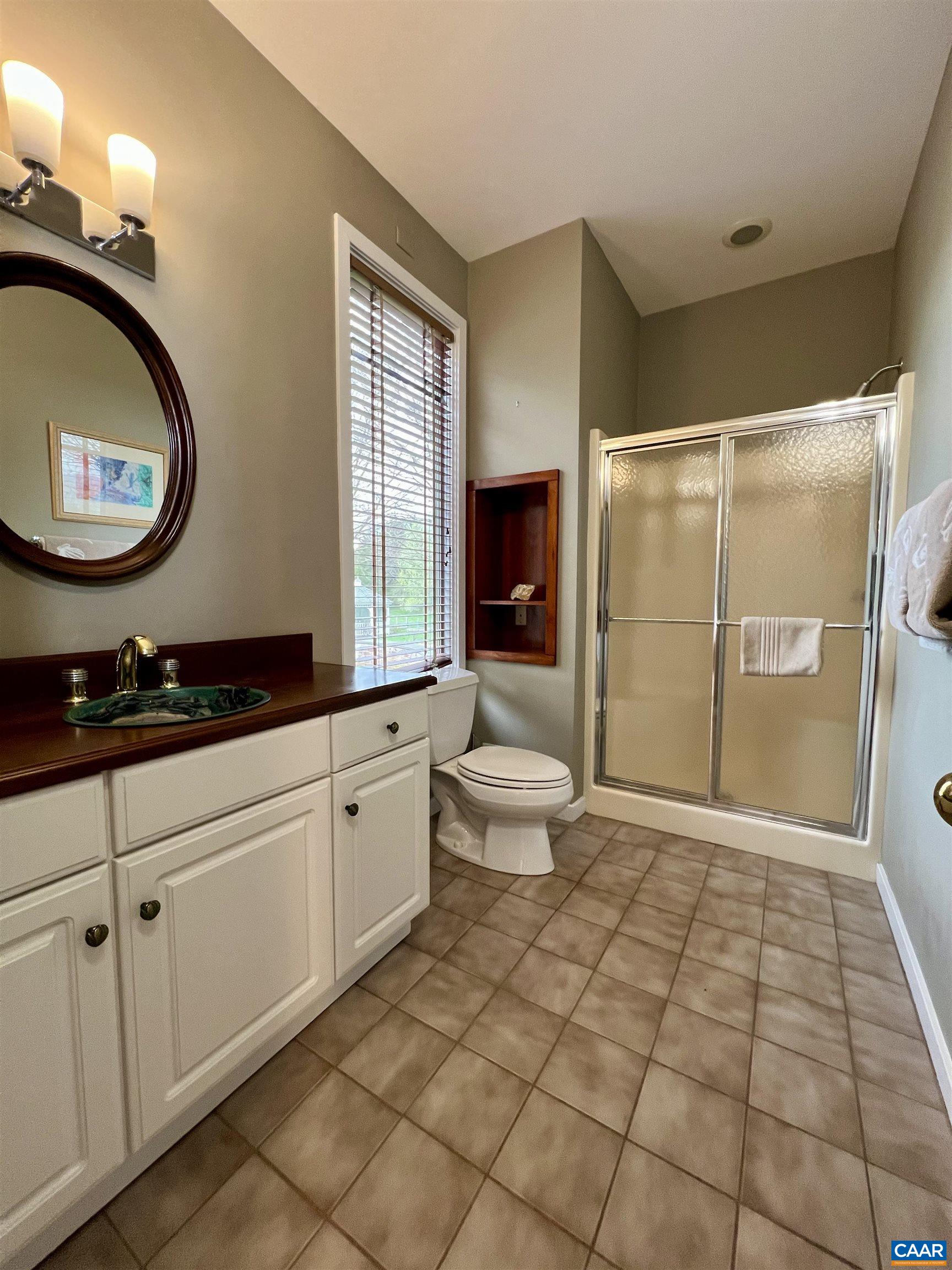 4749 WESLEY CHAPEL RD