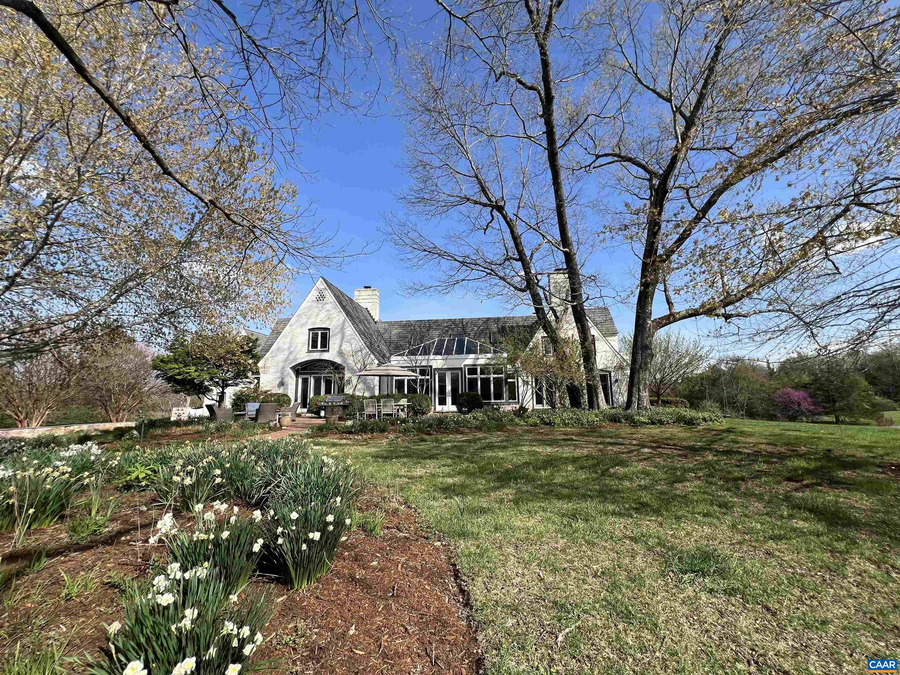 4749 WESLEY CHAPEL RD