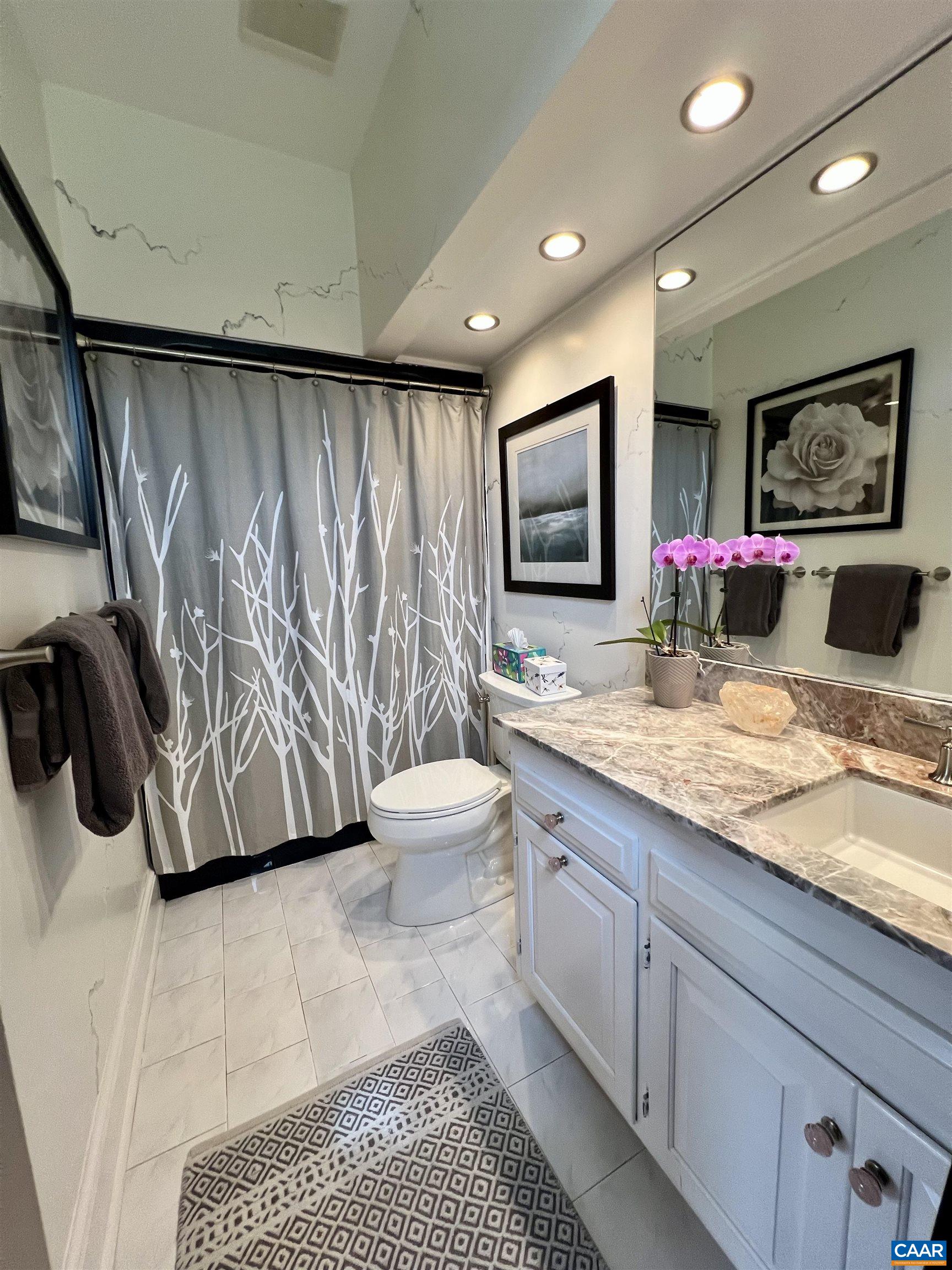 4749 WESLEY CHAPEL RD