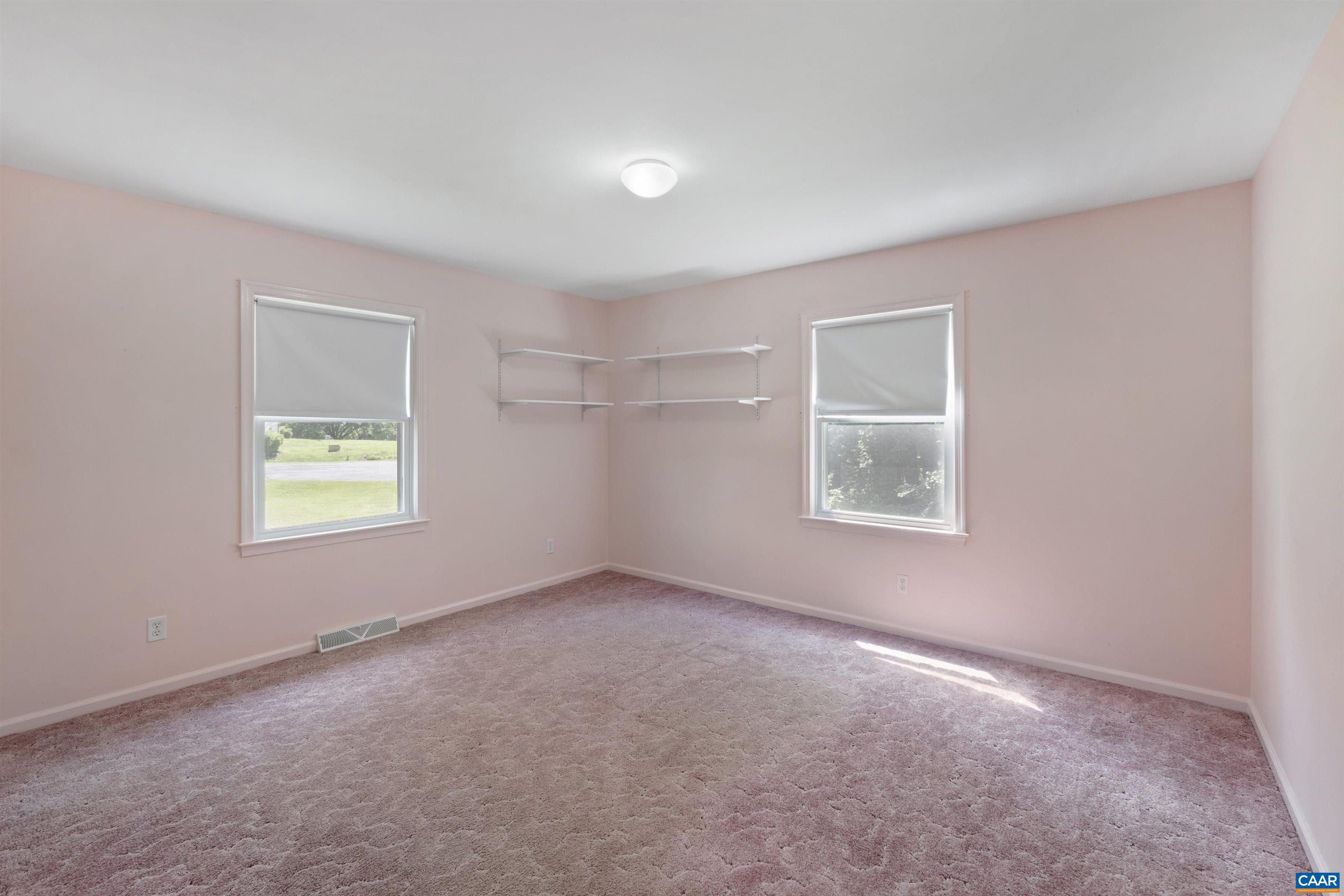 2612 LAWRENCE RD