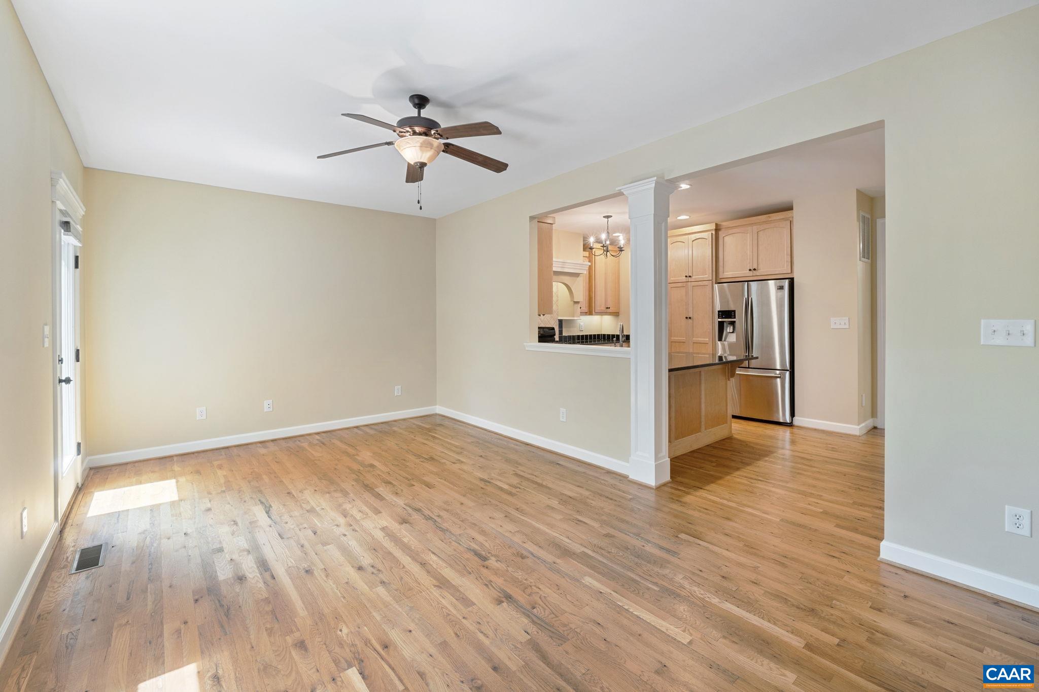 214 HUNTLEY AVE