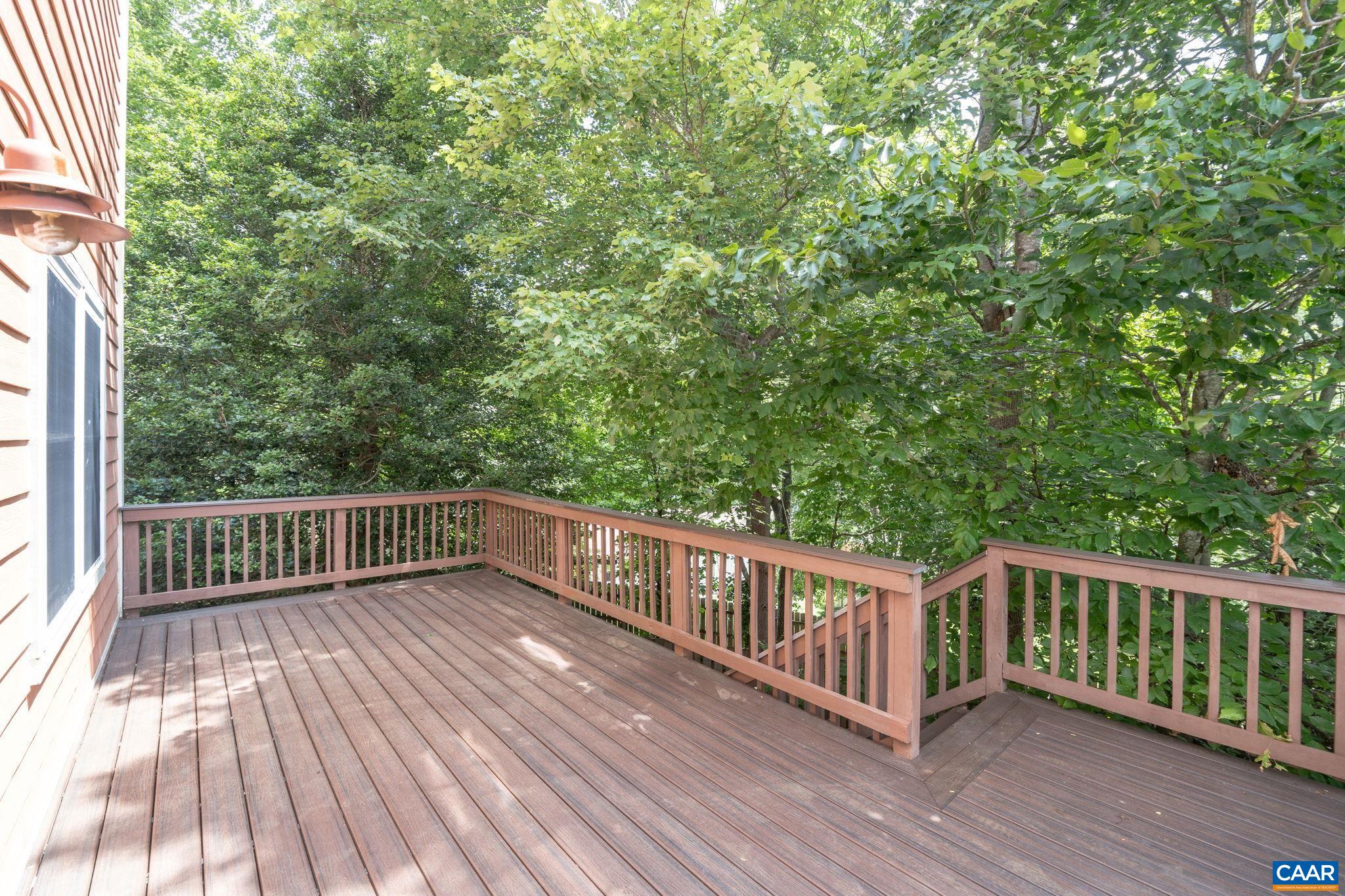 214 HUNTLEY AVE