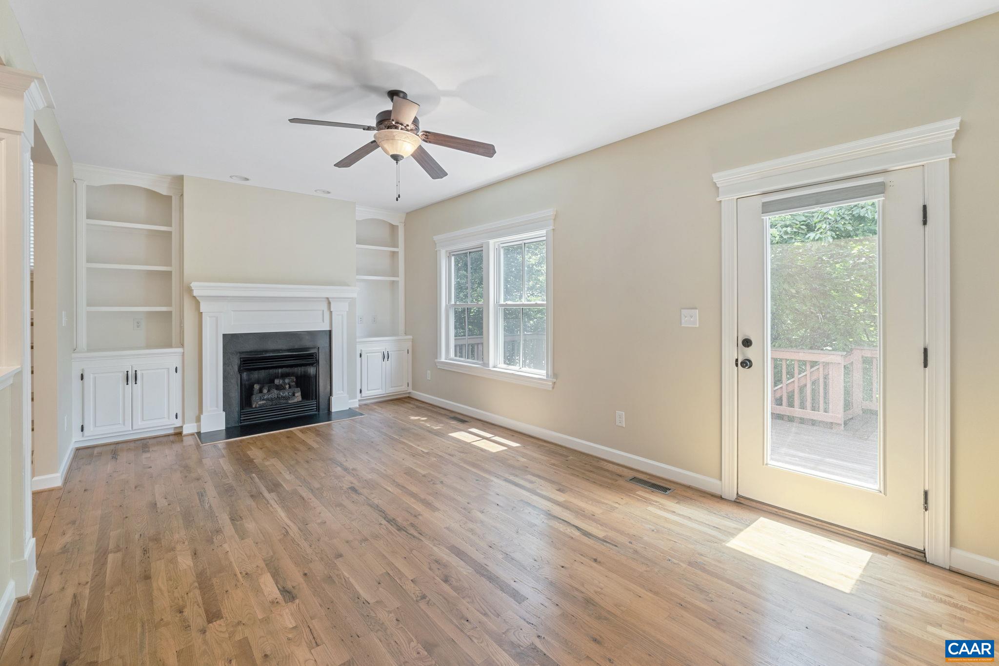 214 HUNTLEY AVE