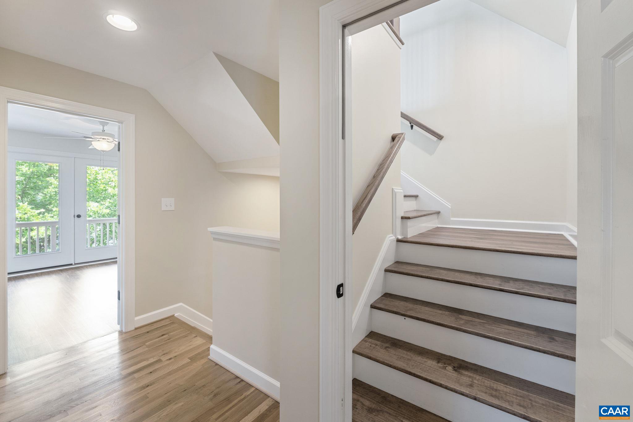 214 HUNTLEY AVE