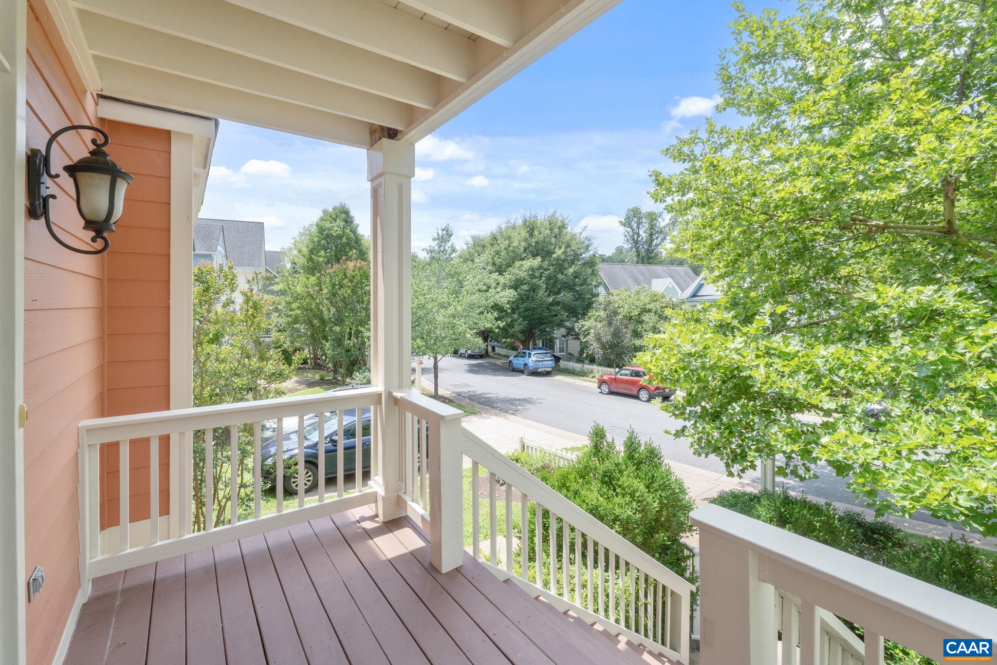 214 HUNTLEY AVE