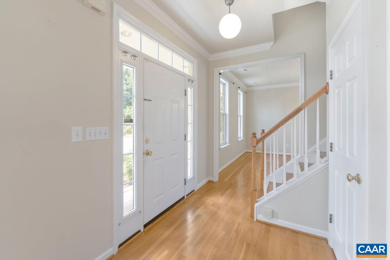 358 LEAPING FOX CT
