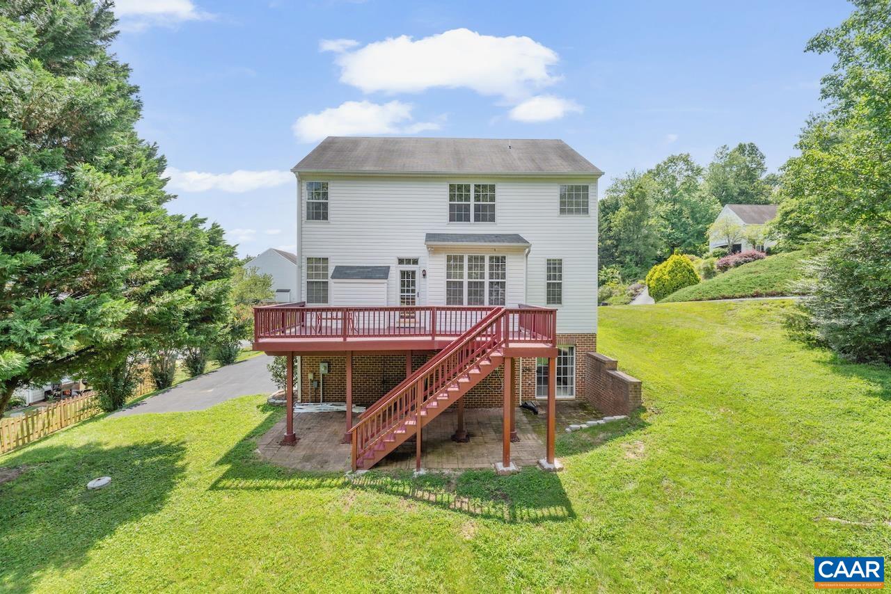 358 LEAPING FOX CT