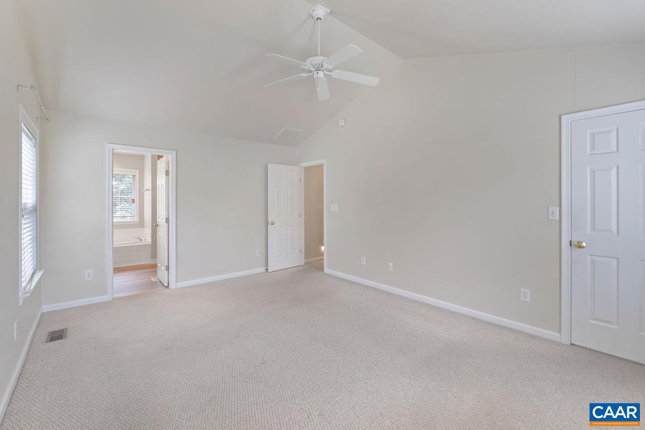 358 LEAPING FOX CT