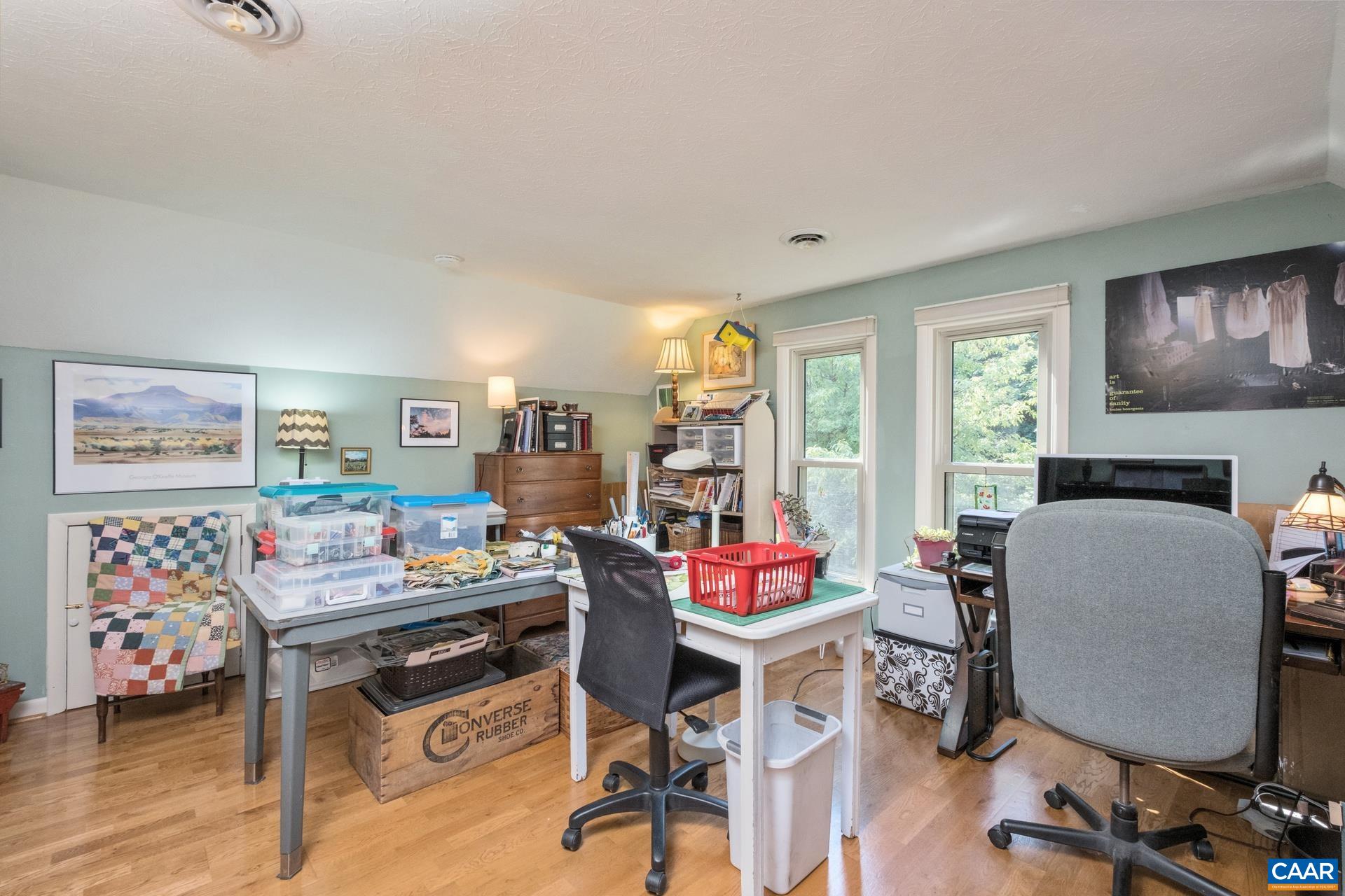 210 CIDER MILL RD