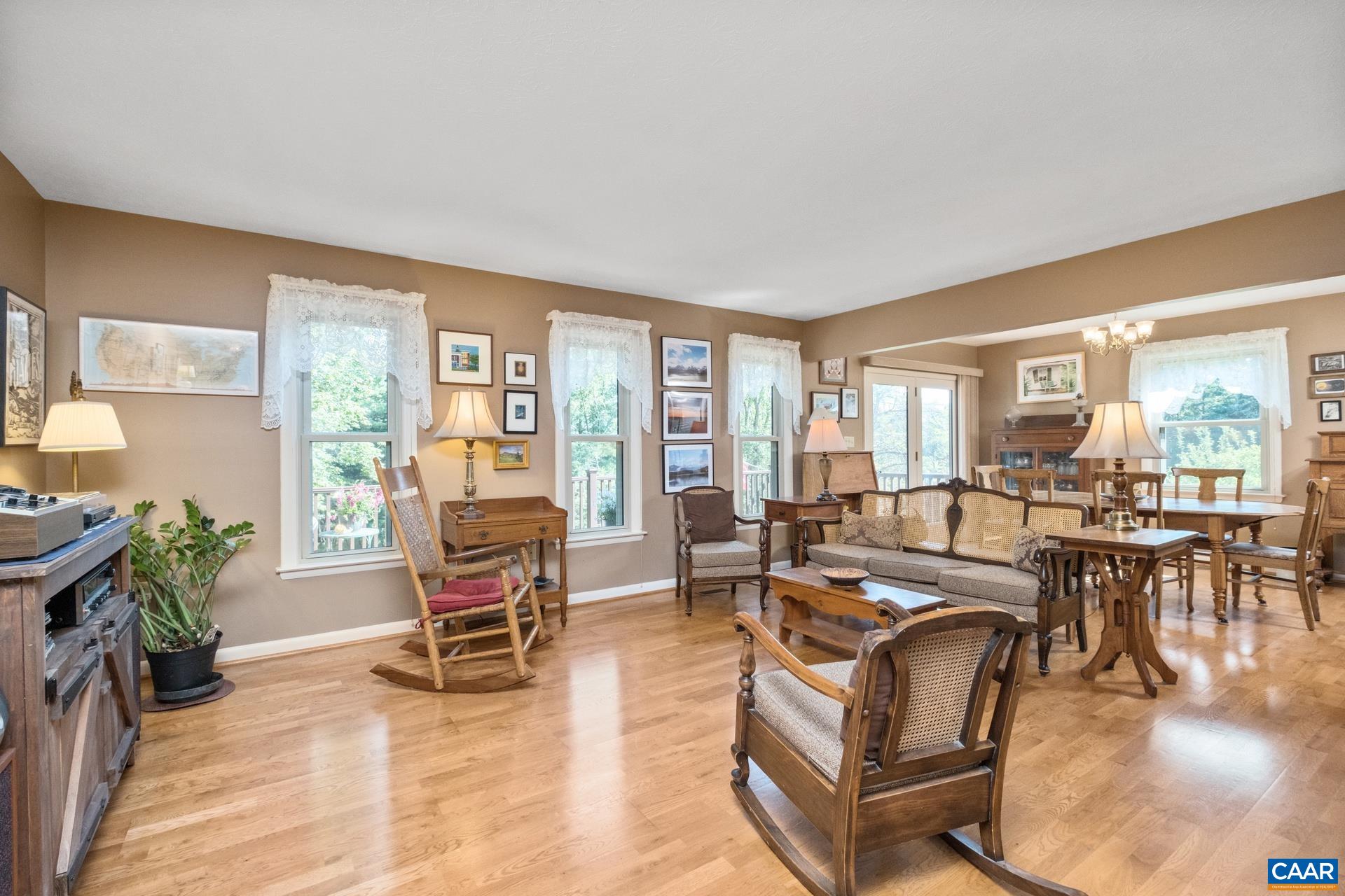 210 CIDER MILL RD