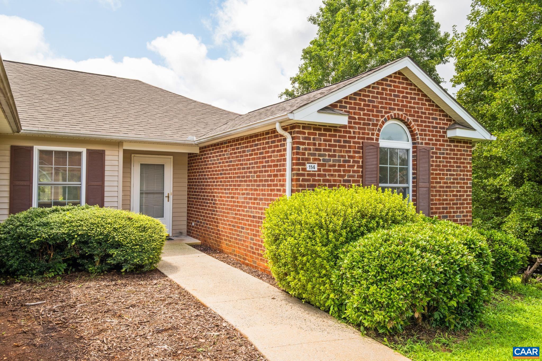 114 MEADOW GREEN CT