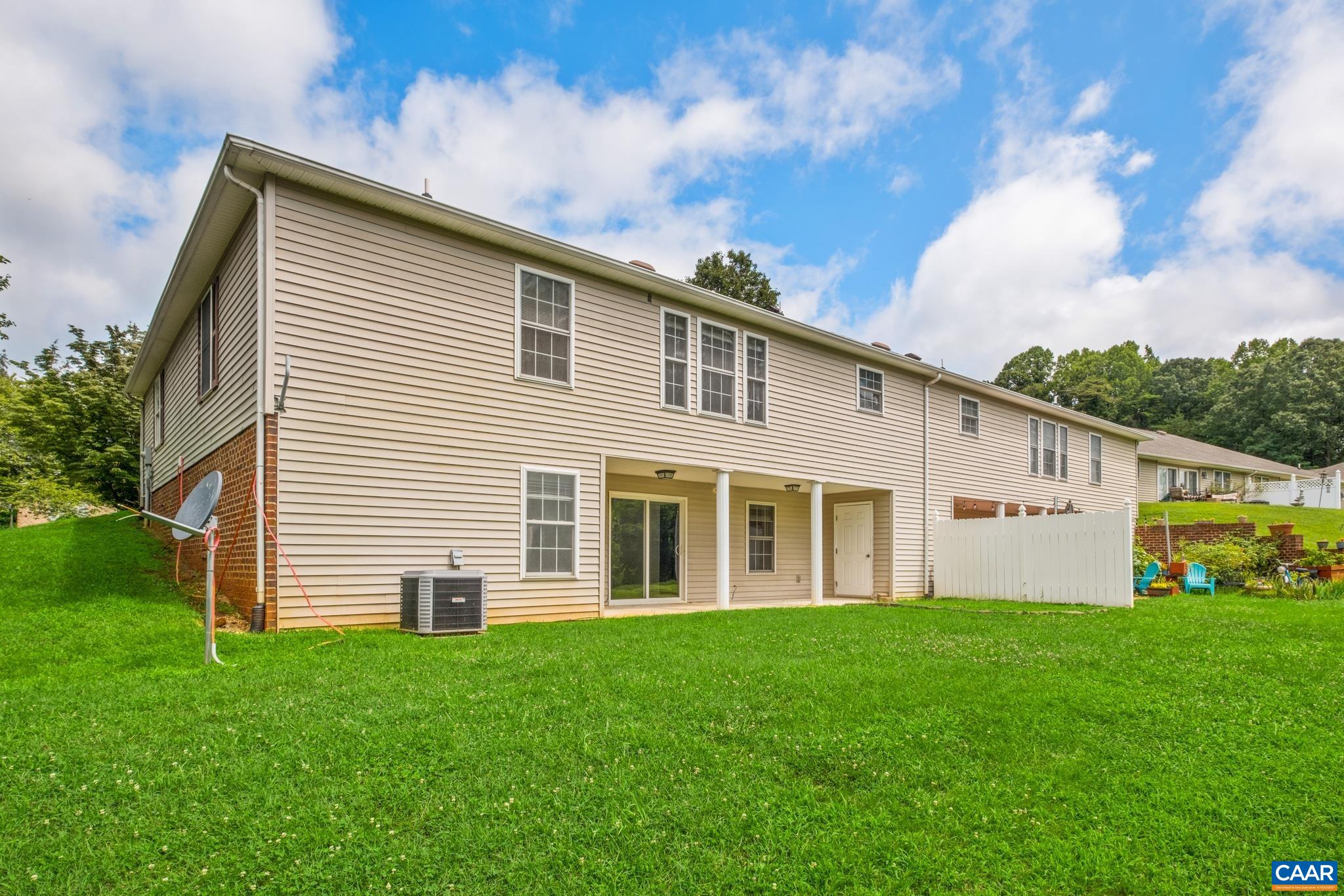 114 MEADOW GREEN CT
