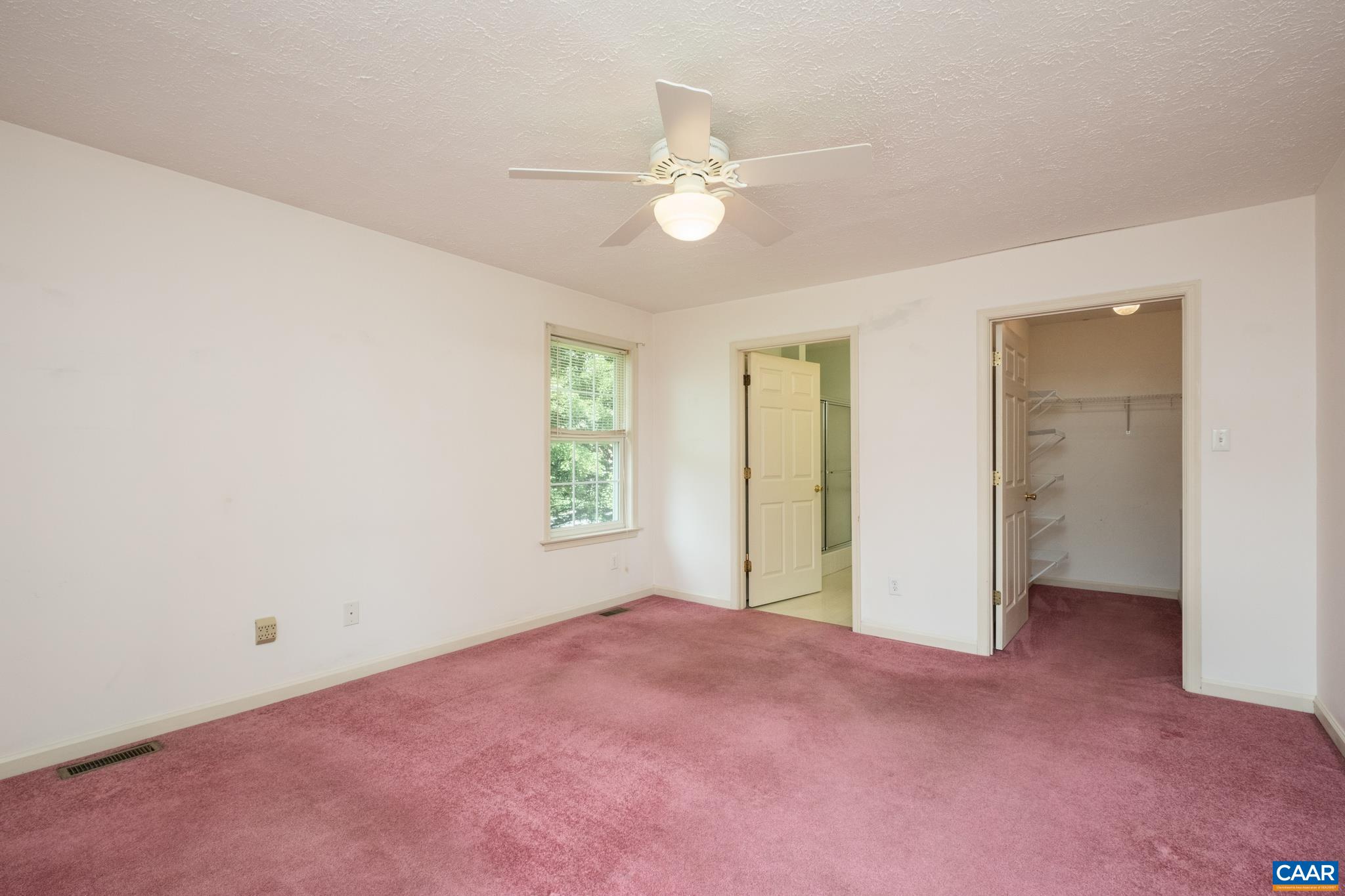 114 MEADOW GREEN CT