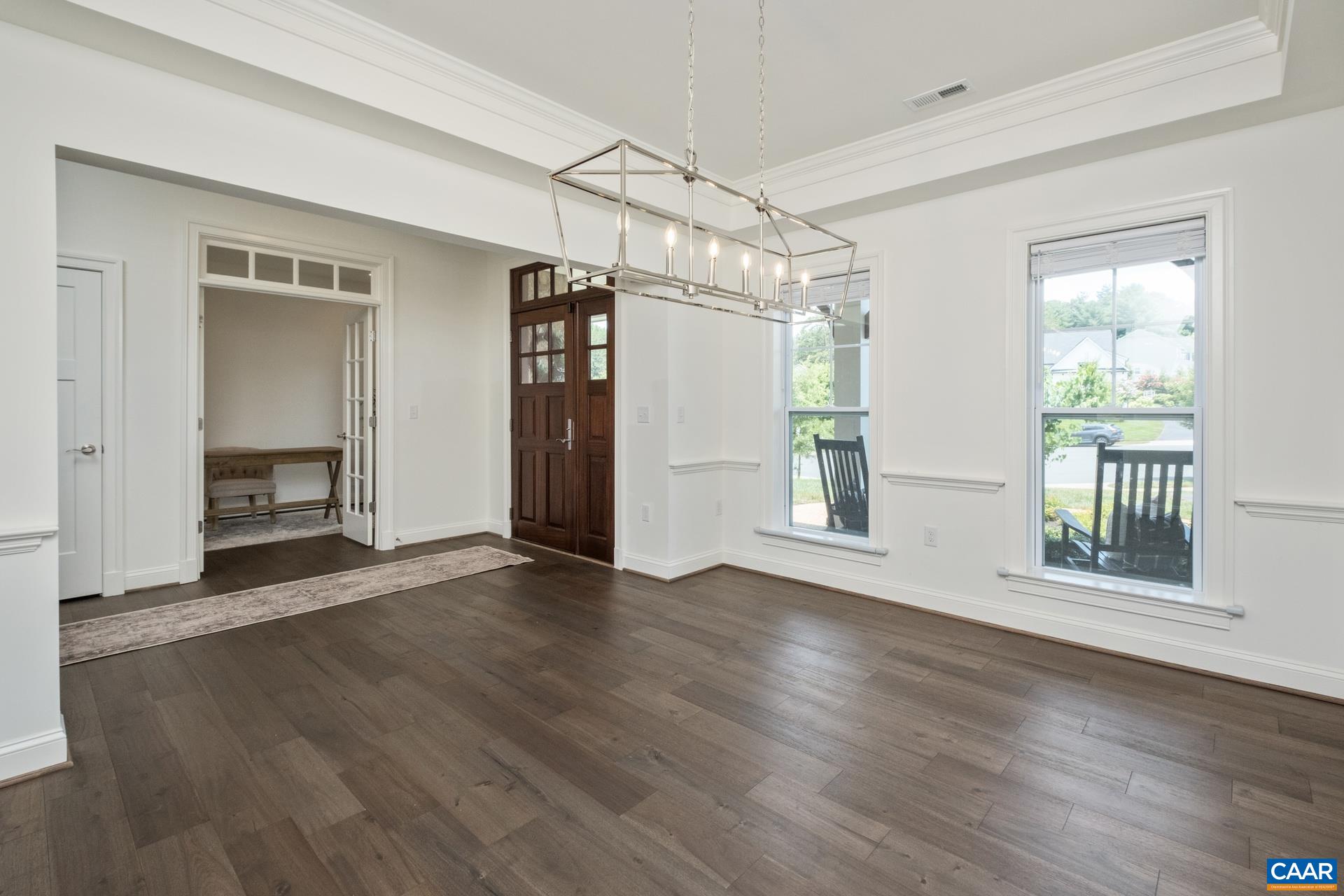 287 PFISTER AVE