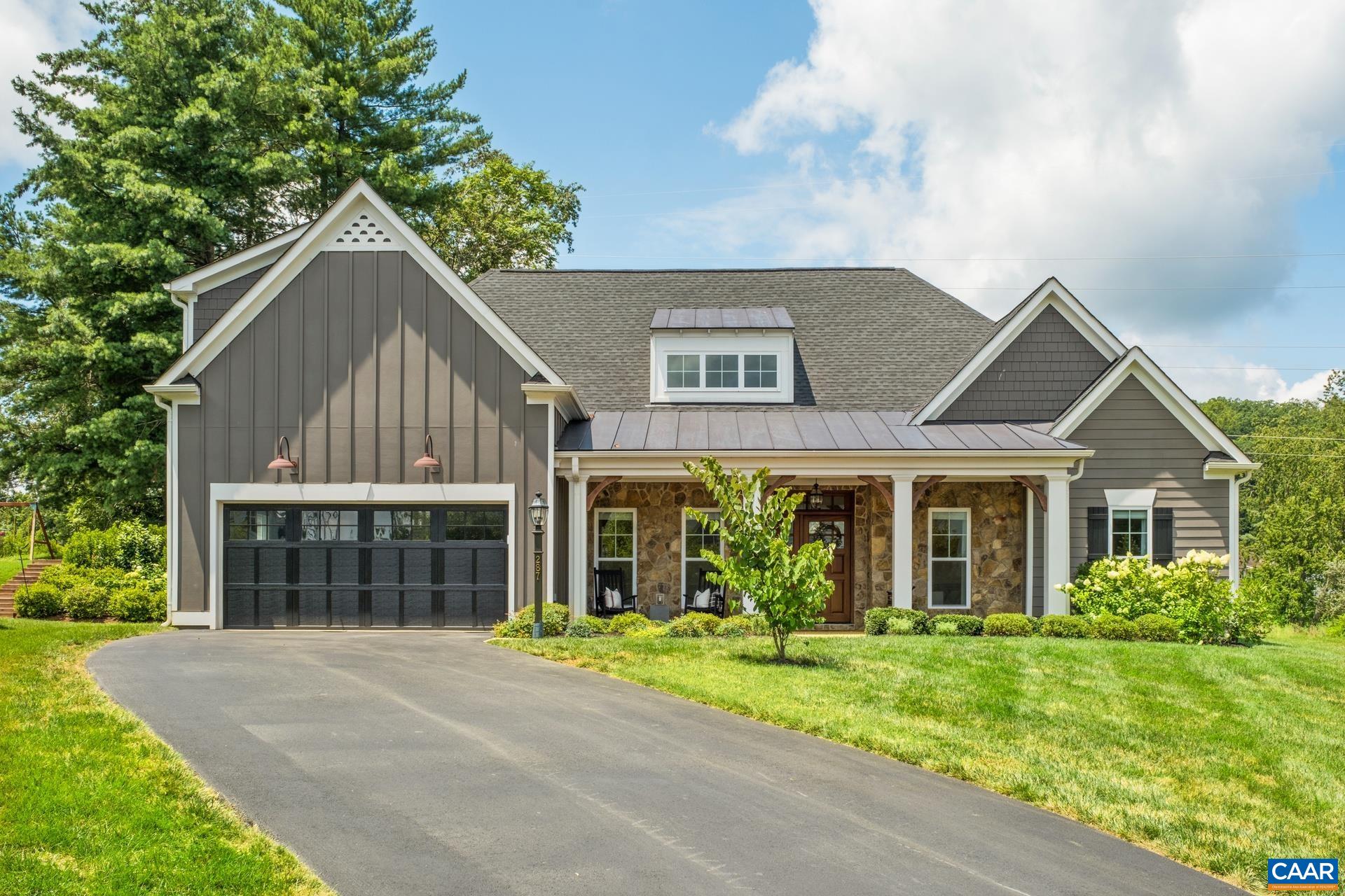 287 PFISTER AVE